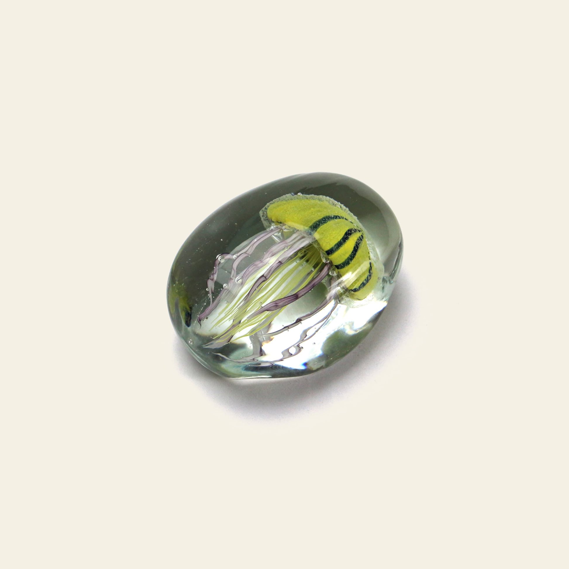 DETAIL Jellyfish Twisted Leg Pebble Yellow