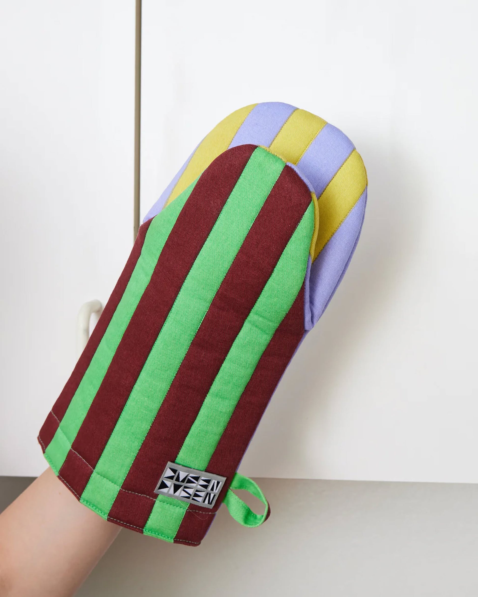 Dusen Dusen Striped Oven Mitt Jalapeno