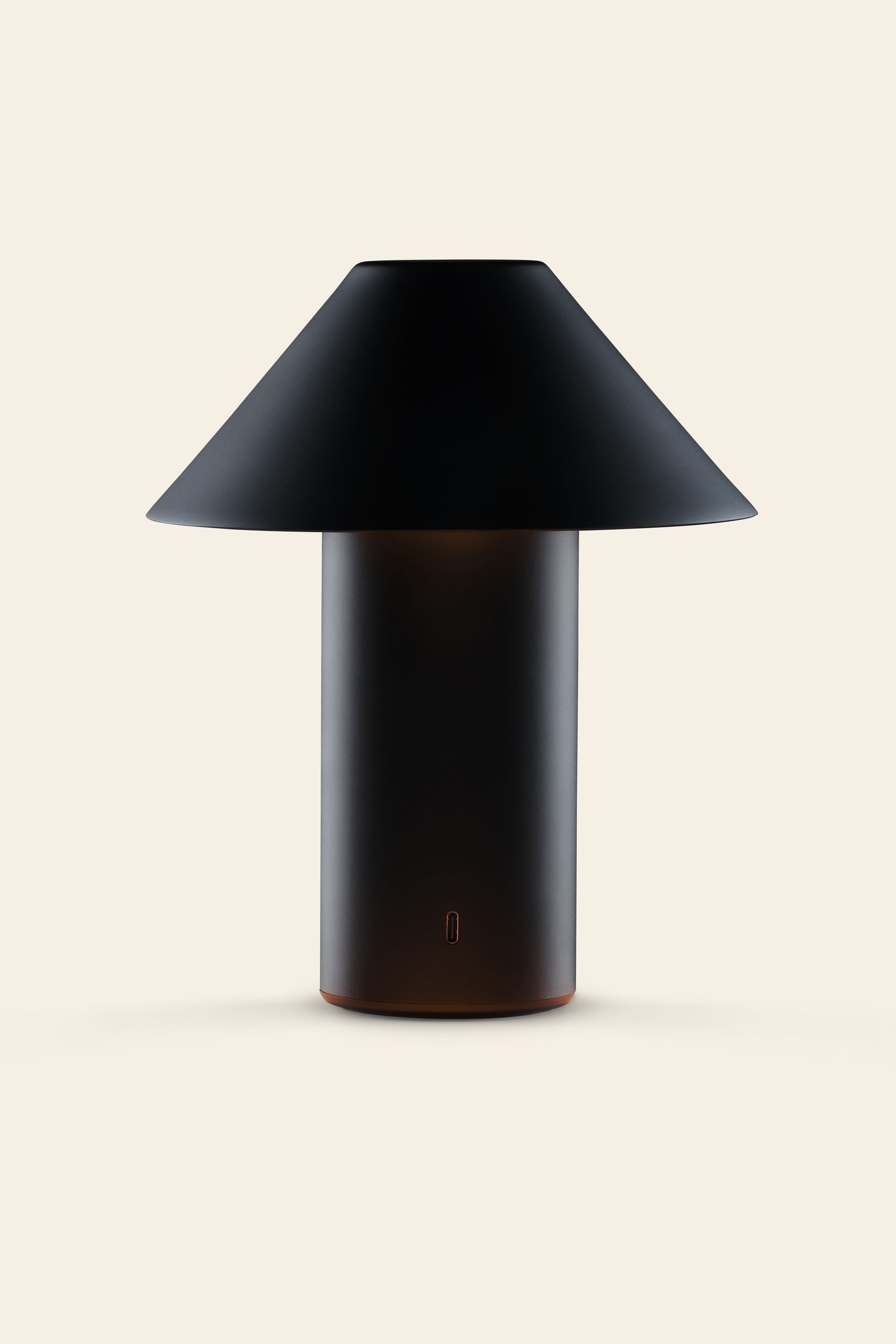 EDGAR ROY Lamp Black 2