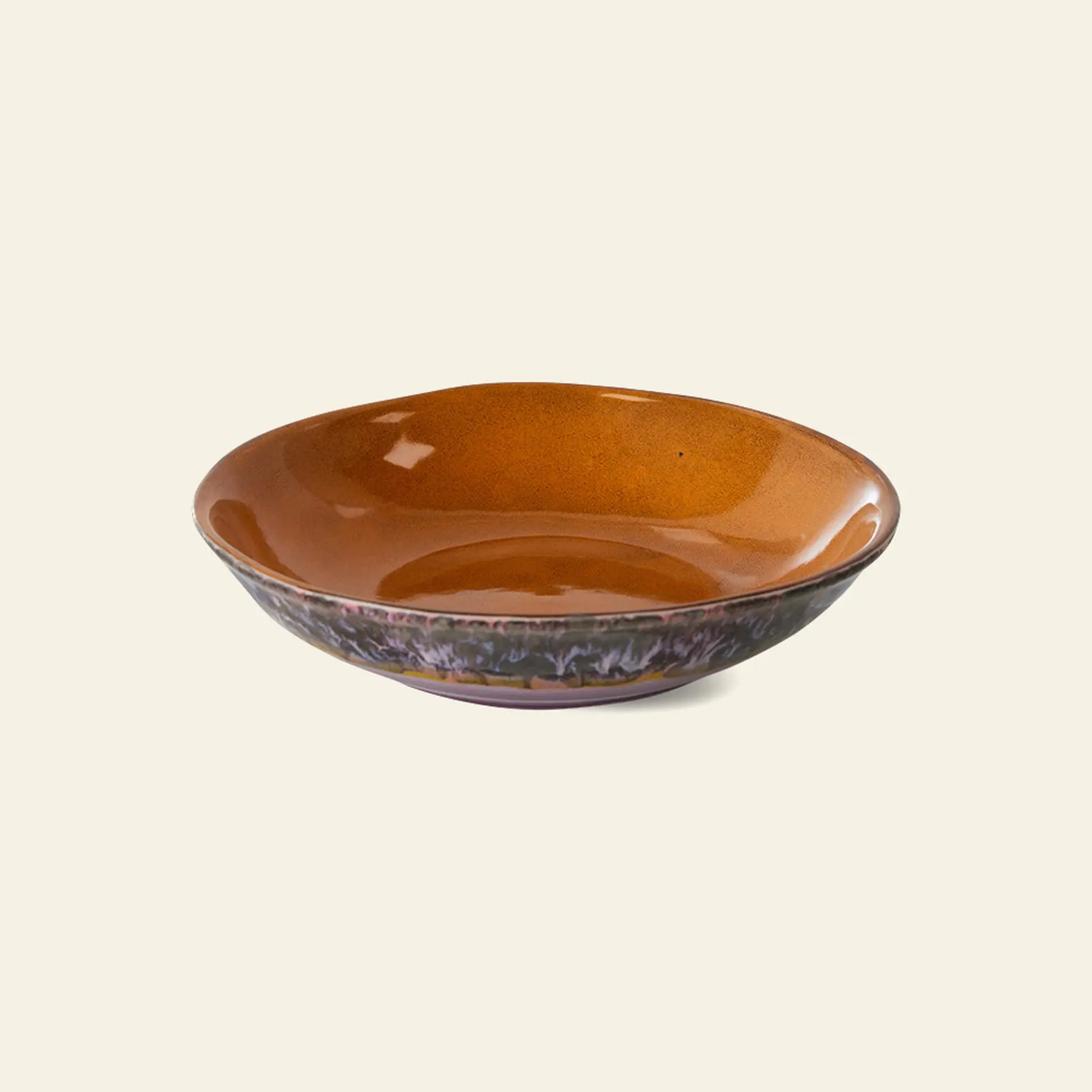 The HKliving 70s Ceramics Curry Bowls, Set of 2, feature a glossy brown interior and textured dark exterior, capturing vintage charm when displayed on a plain off-white background.