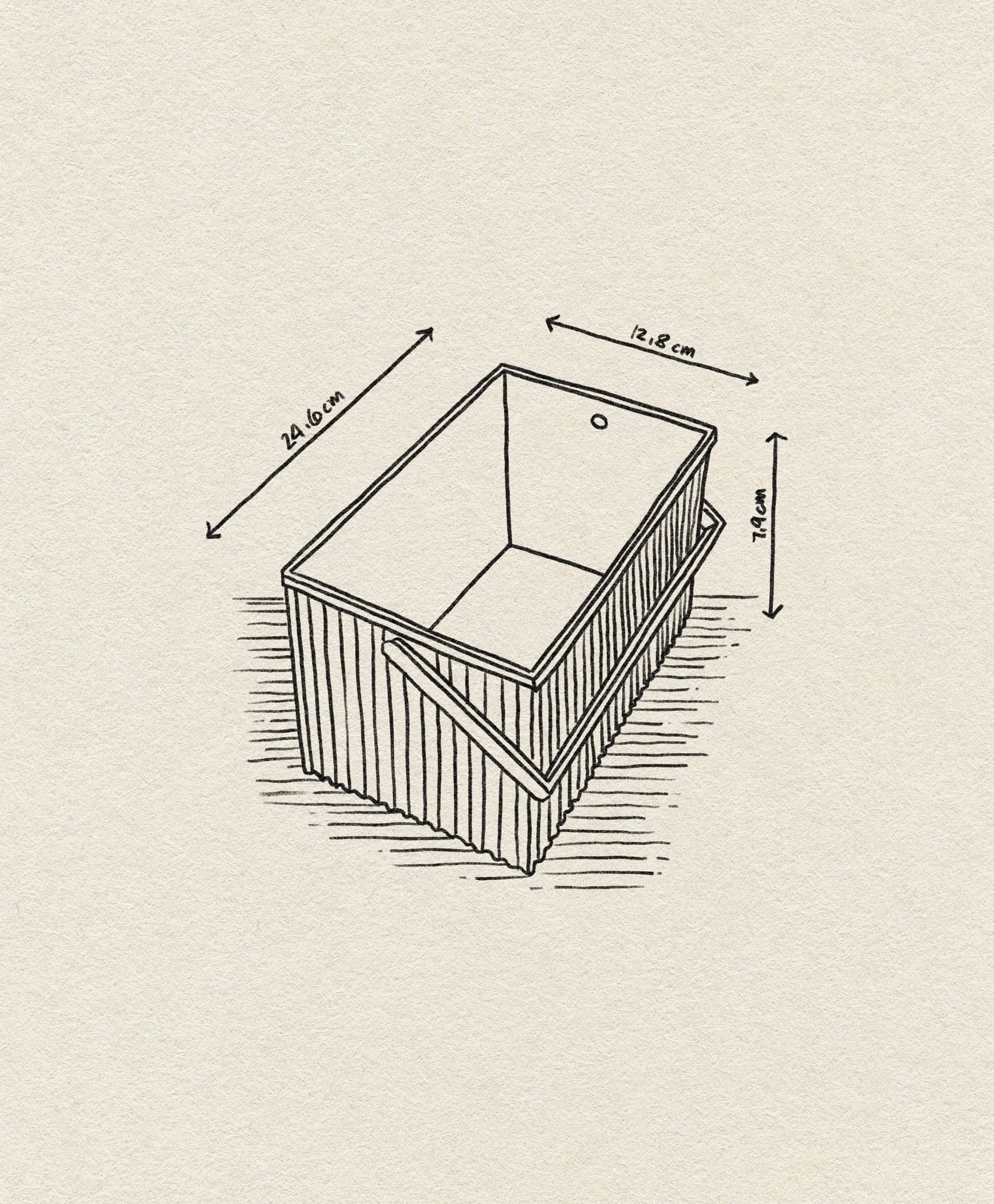 Line drawing of the Hachiman Omnioffre Stackable Storage Box S by Hachiman, featuring a rectangular wooden tub shape with exterior ridges, a side handlebar, and dimensions of 121.6 cm (L) x 74.8 cm (H) x 72.8 cm (W).