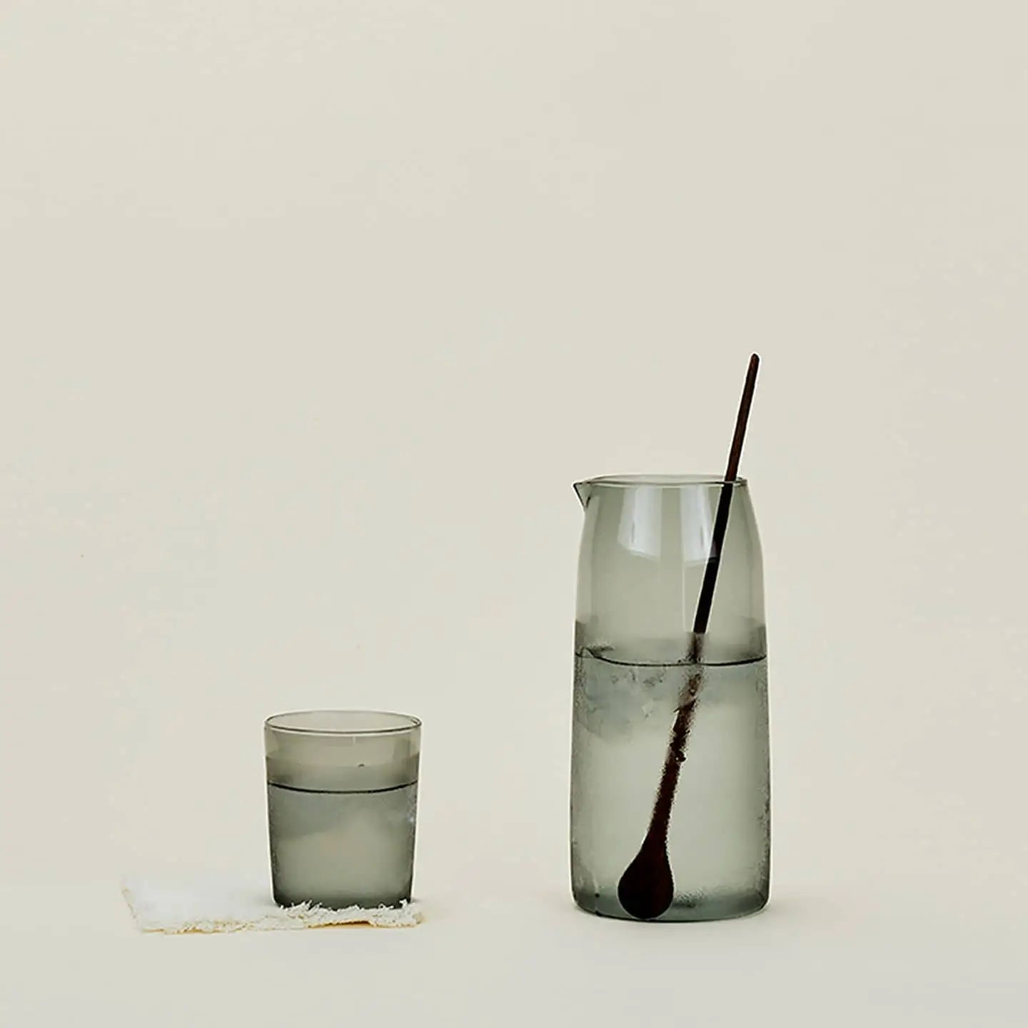 Hawkins New York Essential Pitcher Smoke