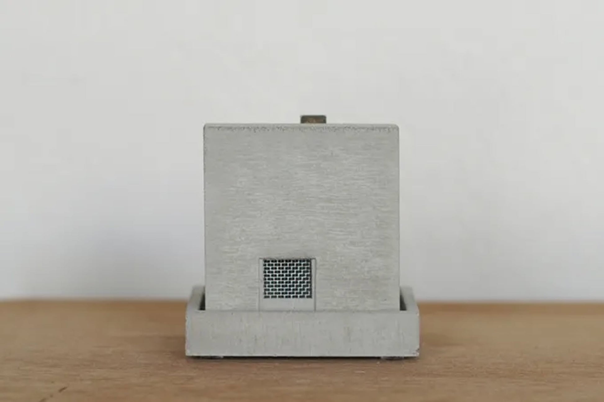 Pull Push Products. Cottage Incense Pot Natural