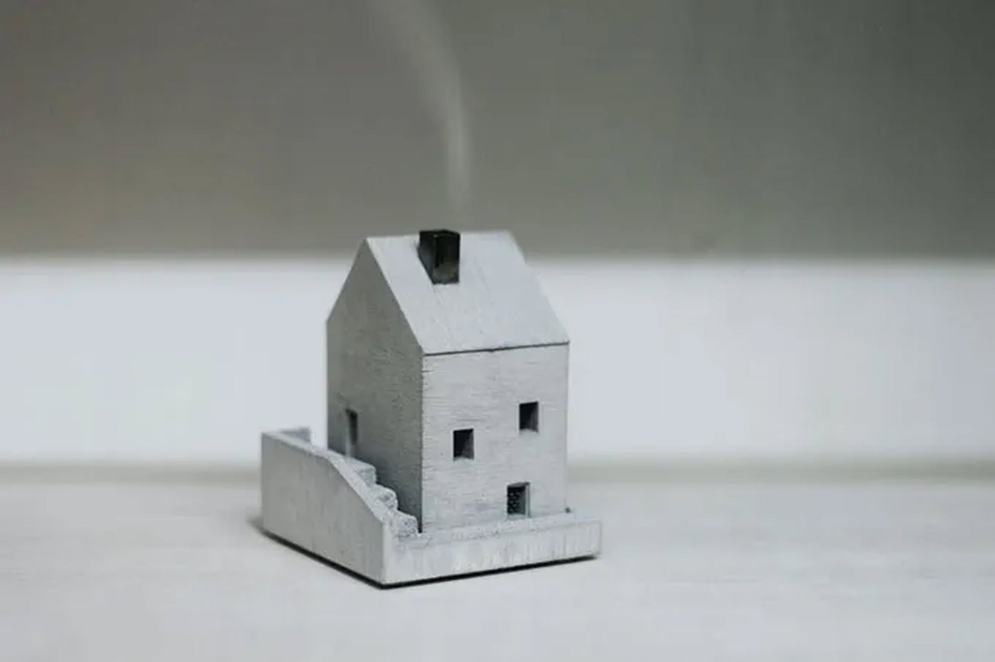 Pull Push Products. Lodge Incense Pot Natural