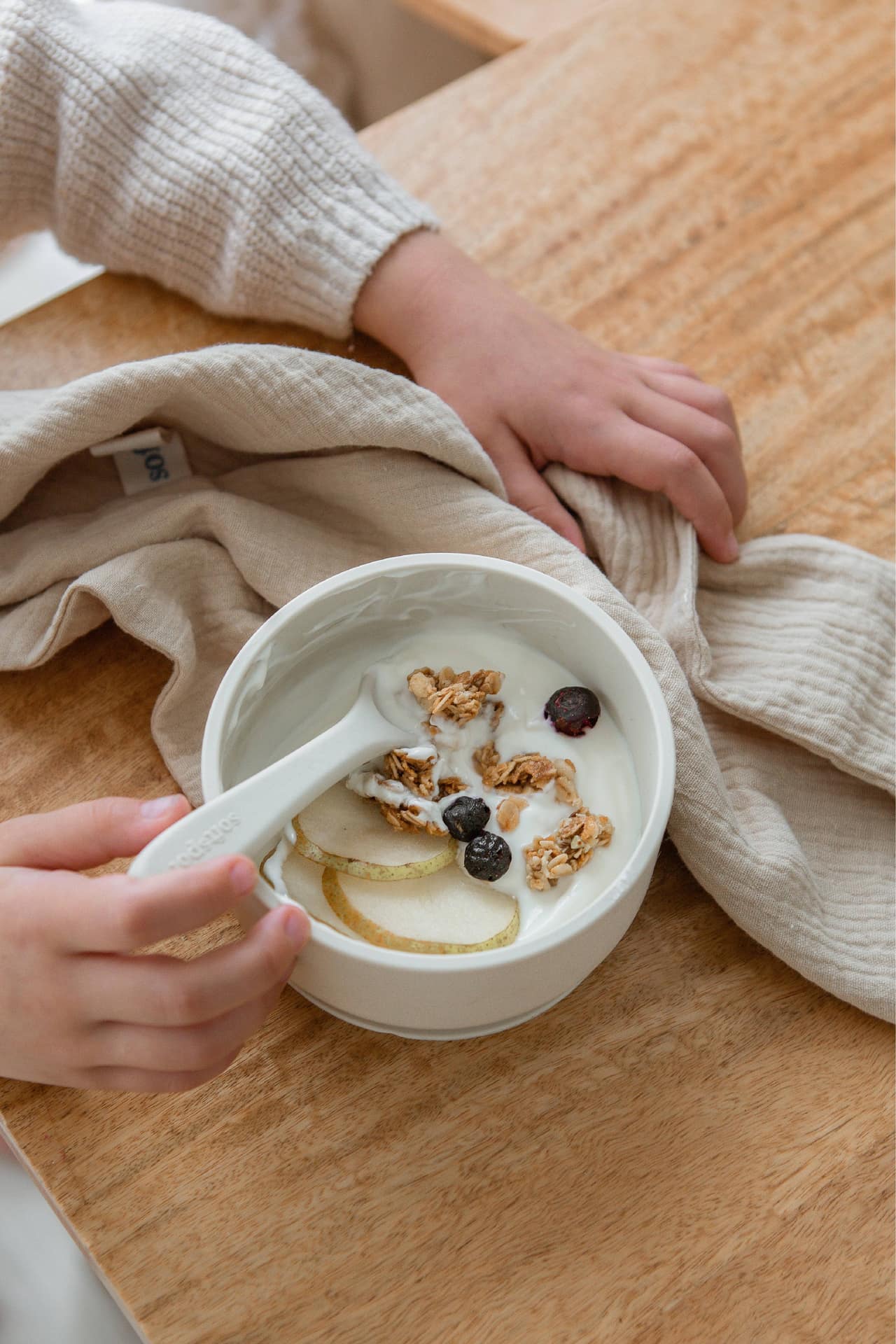 Soft Spot Soft Baby Spoons Set of 2 Vanilla Custard 4_e01a50f0 1429 4f4f a314 511740f8cf48