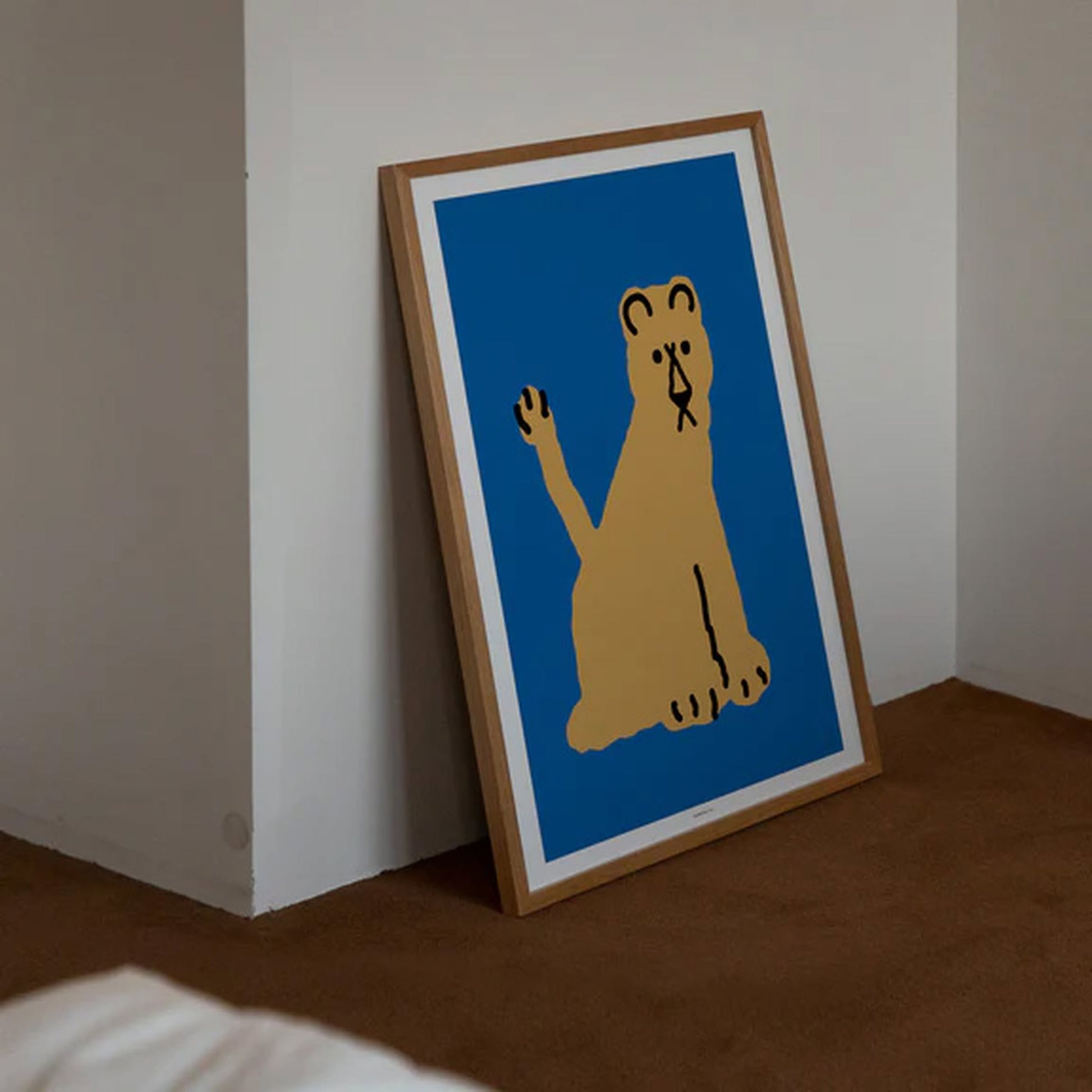 WARMGREY TAIL Lioness Brown Poster (30x40)