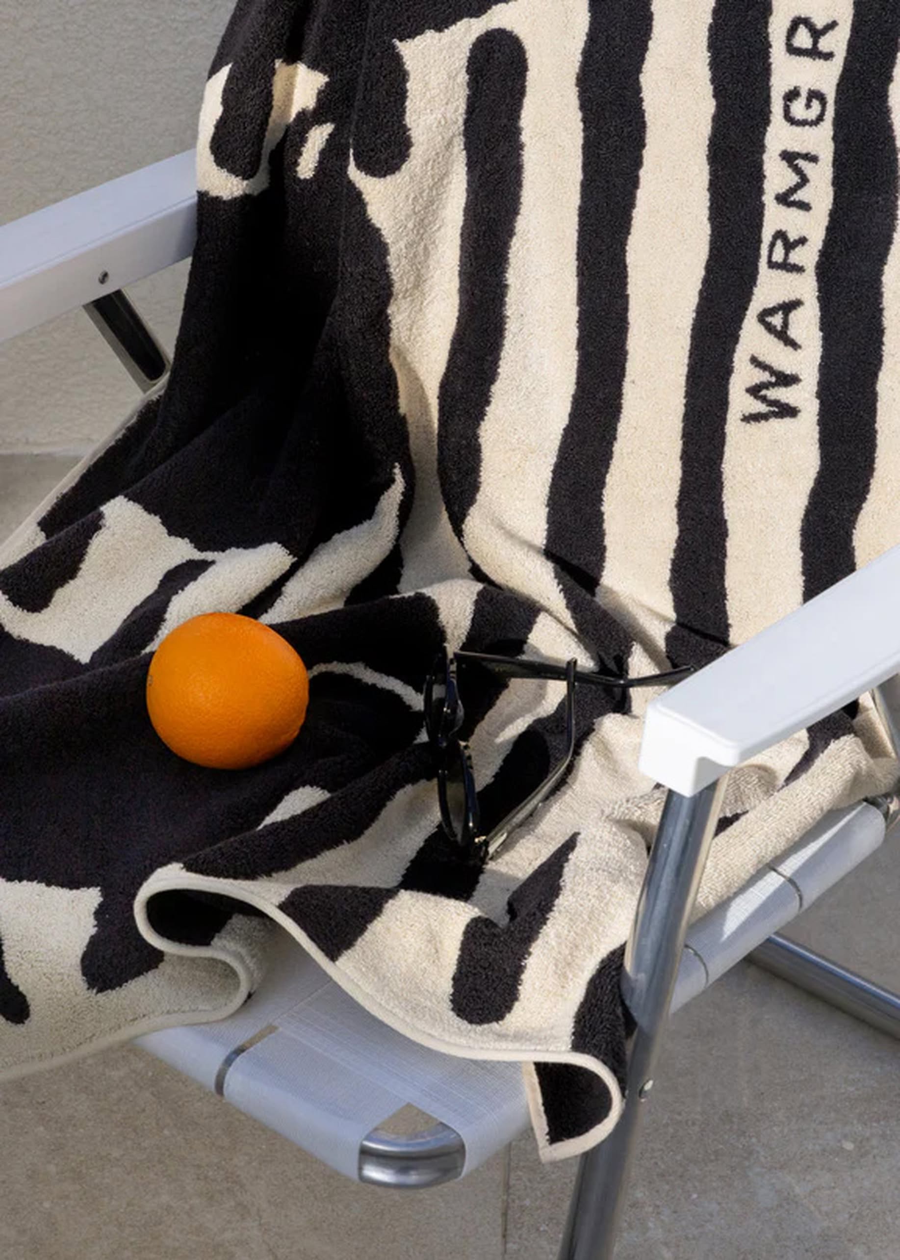 WARMGREY TAIL Paw Big Towel