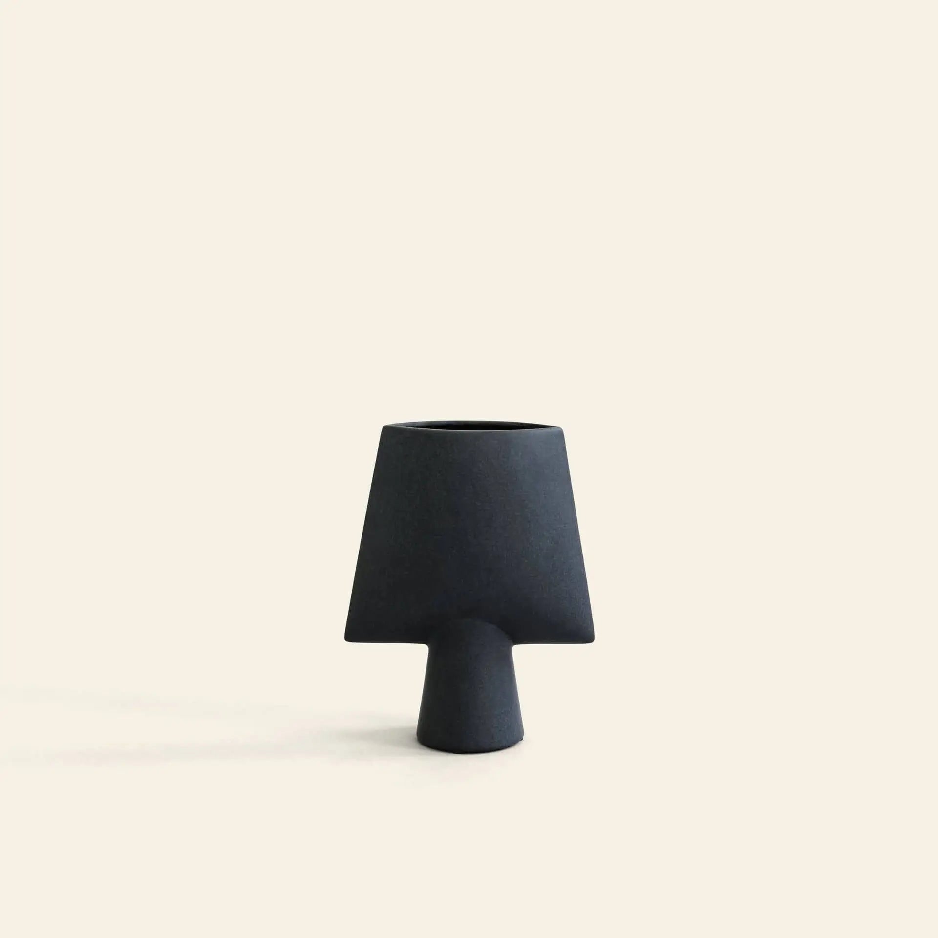 101 Copenhagen Sphere Vase Square Mini Black