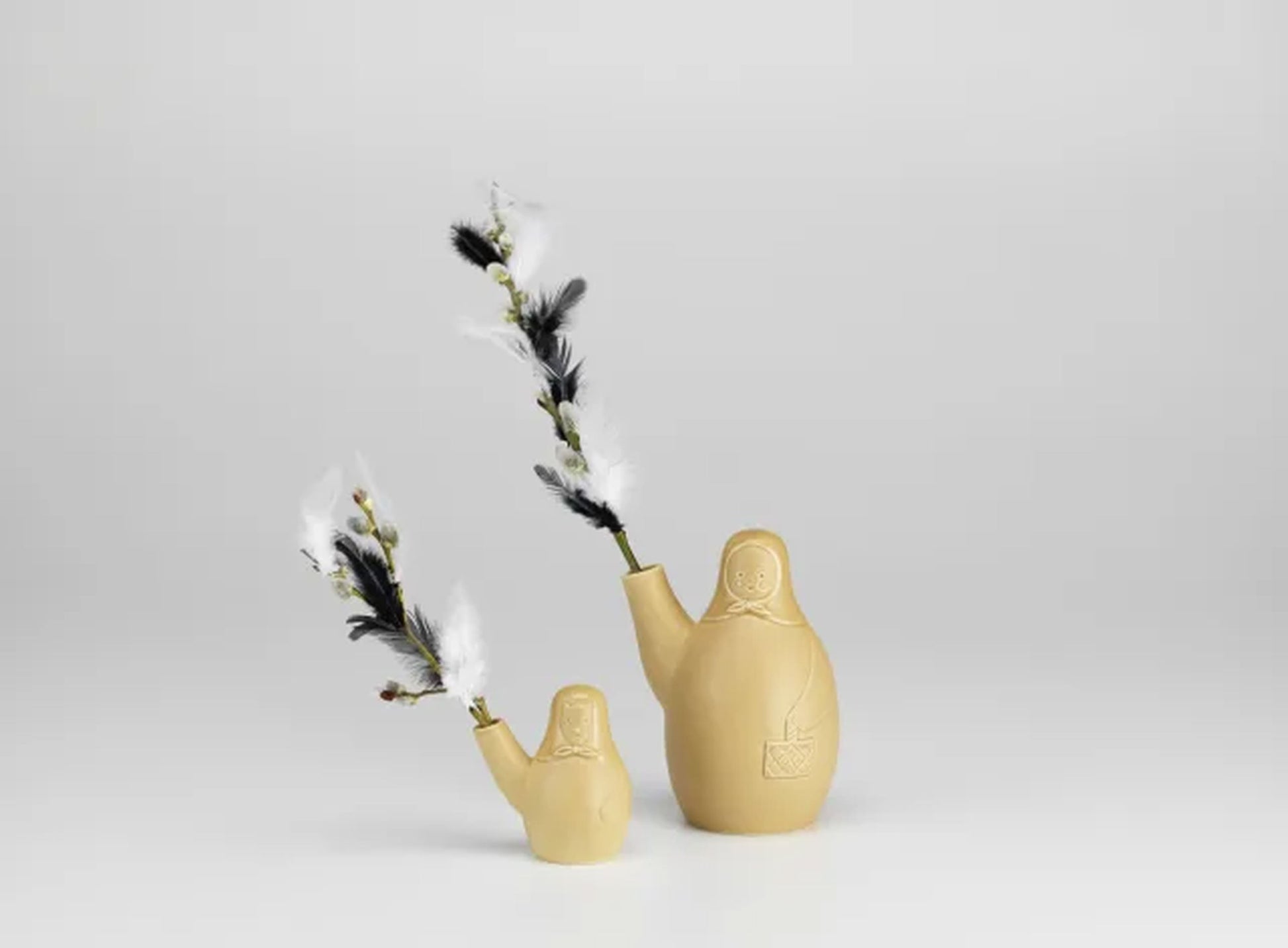 Artek Easter Witch Vase Sand