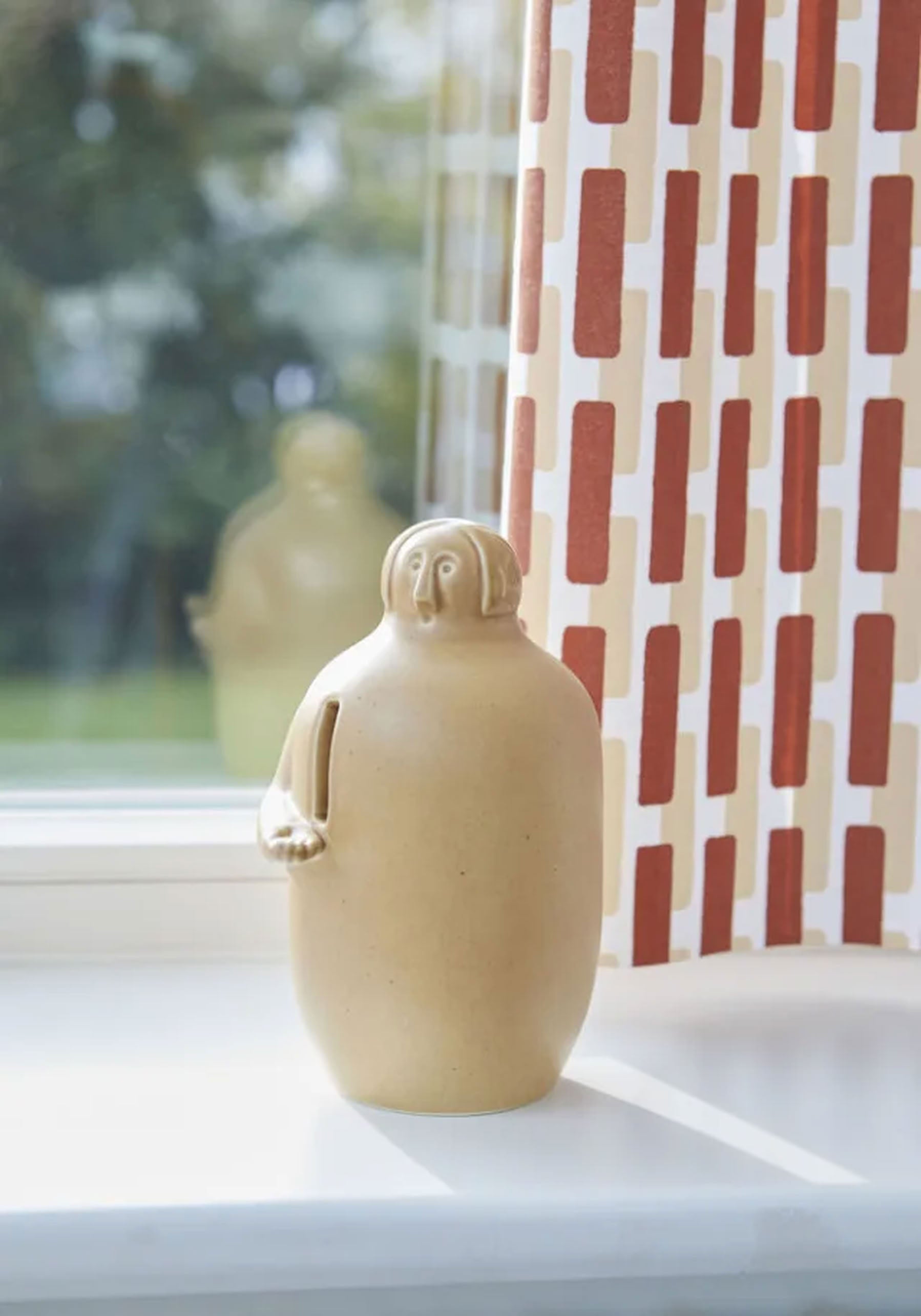 Artek Pauper Coin Collector Sand