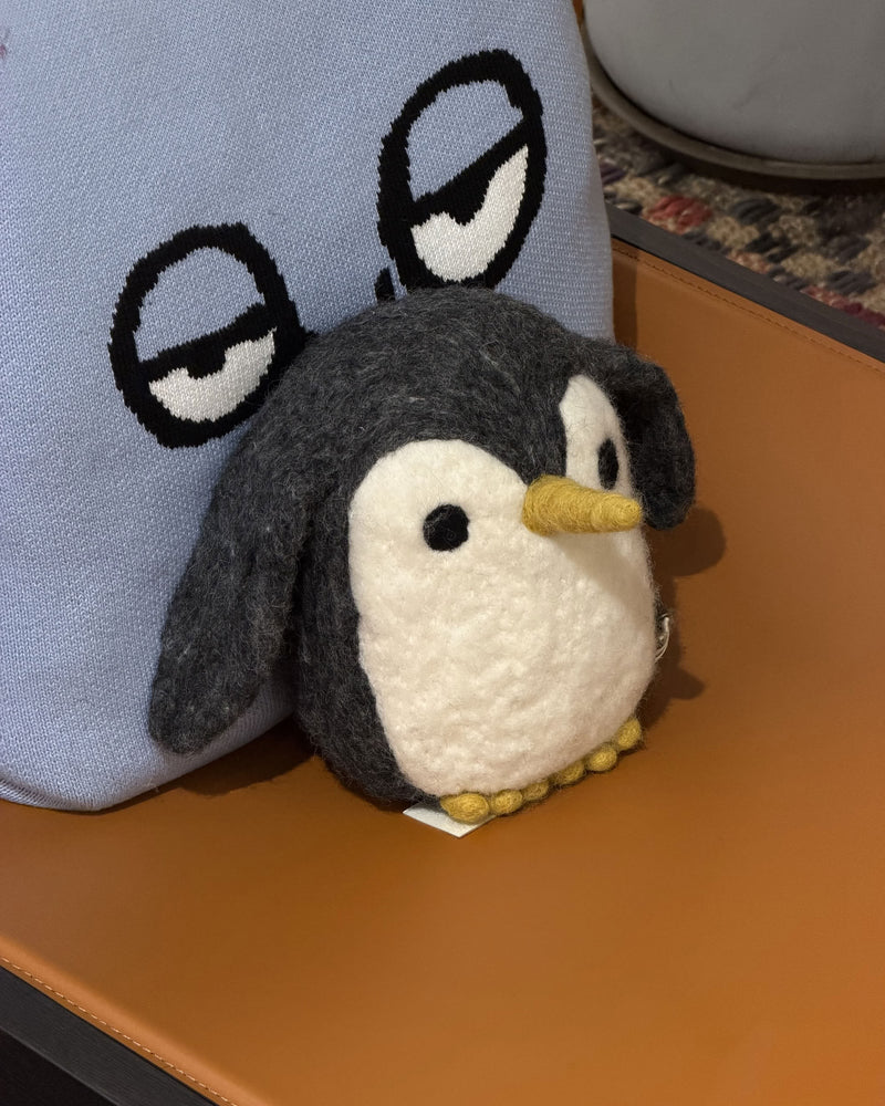 Aveva Design Pengu The Guin