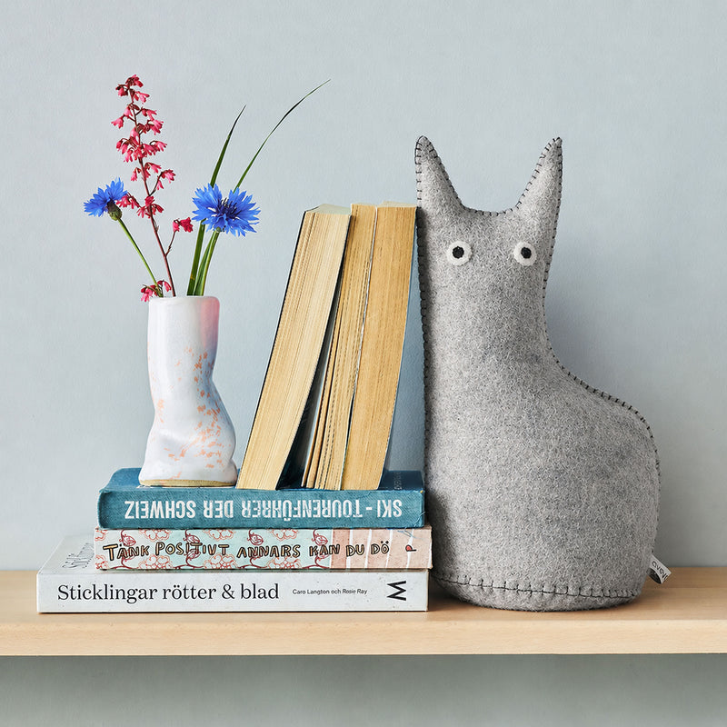 Aveva Design The Curious Cat Door Stop & Bookend