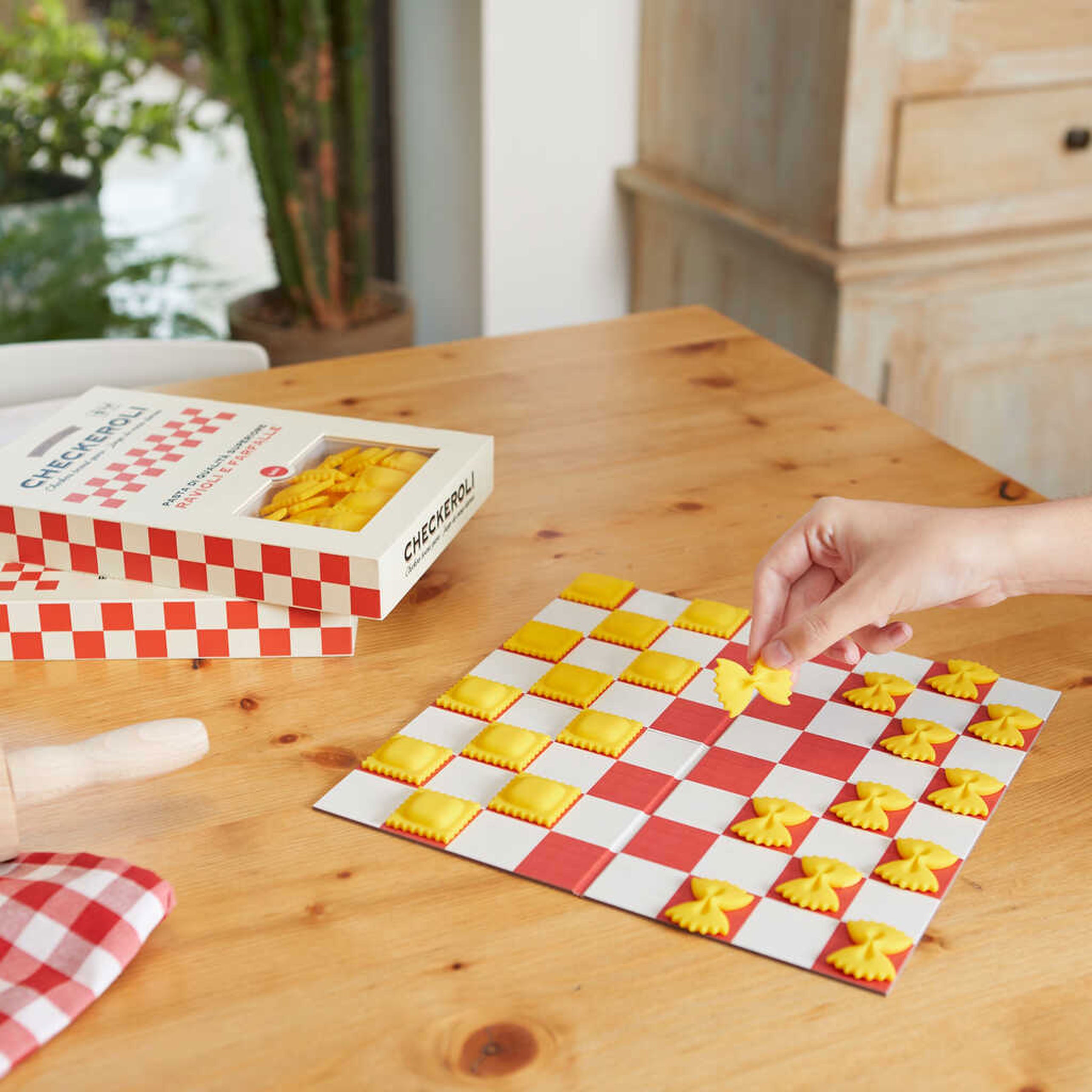 Balvi Checkeroli Board Game