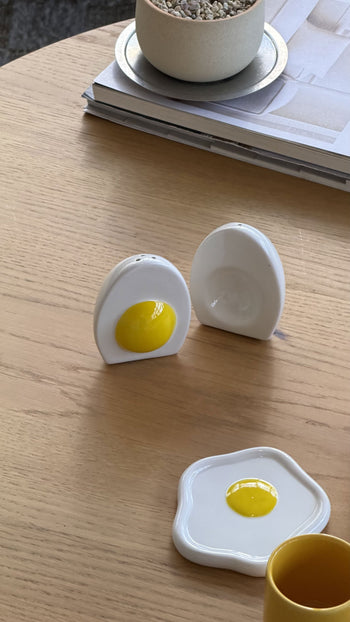 Balvi Sunny Side Up Coffee Cups Set