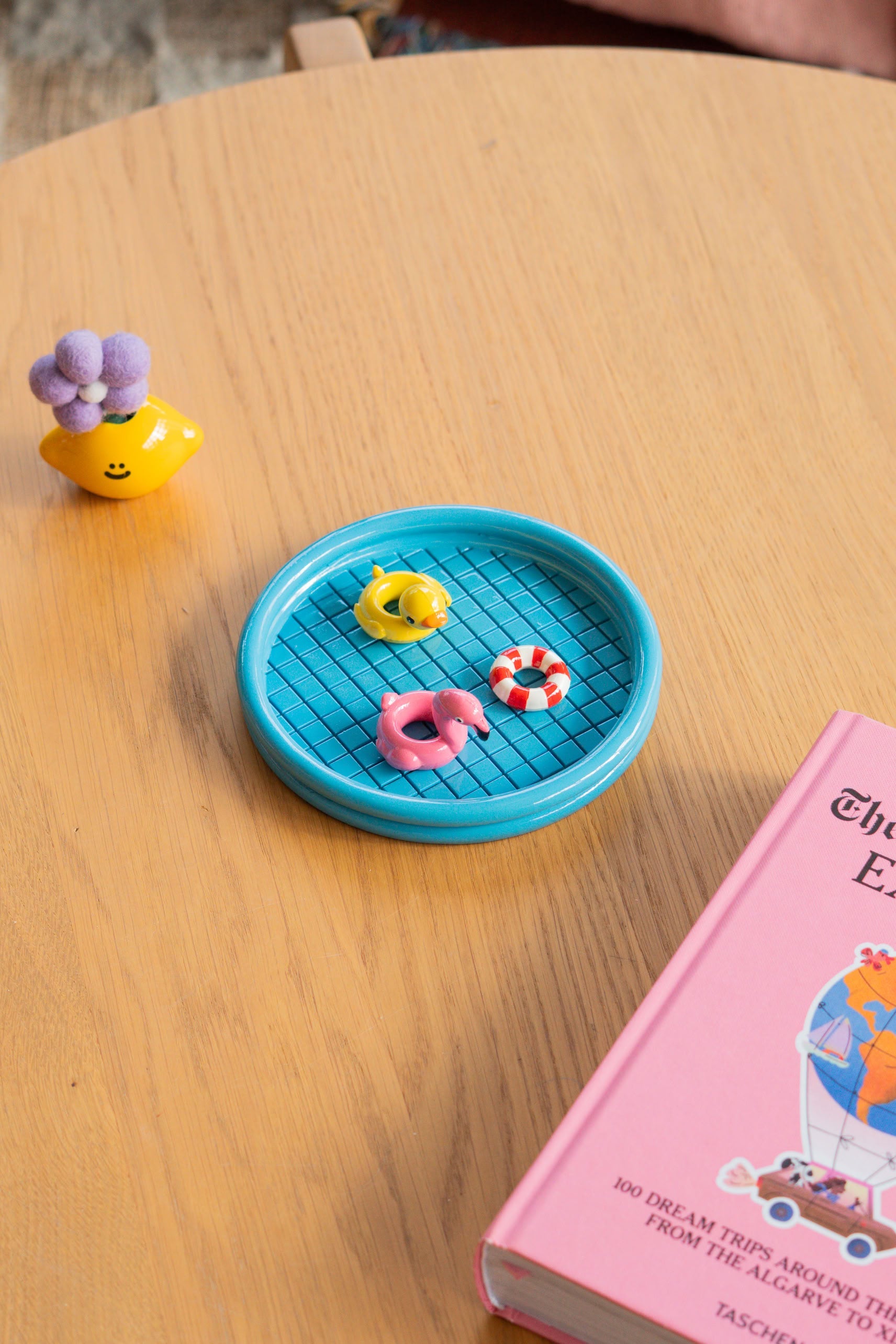 Bitten Floaty Pool Trinket Dish