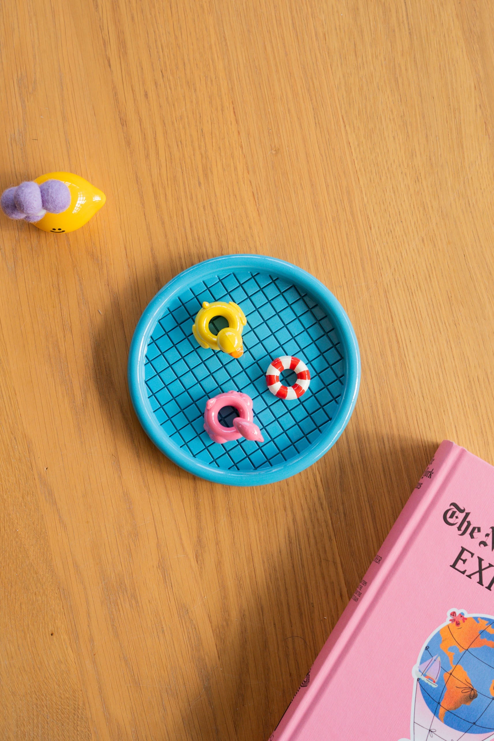 Bitten Floaty Pool Trinket Dish