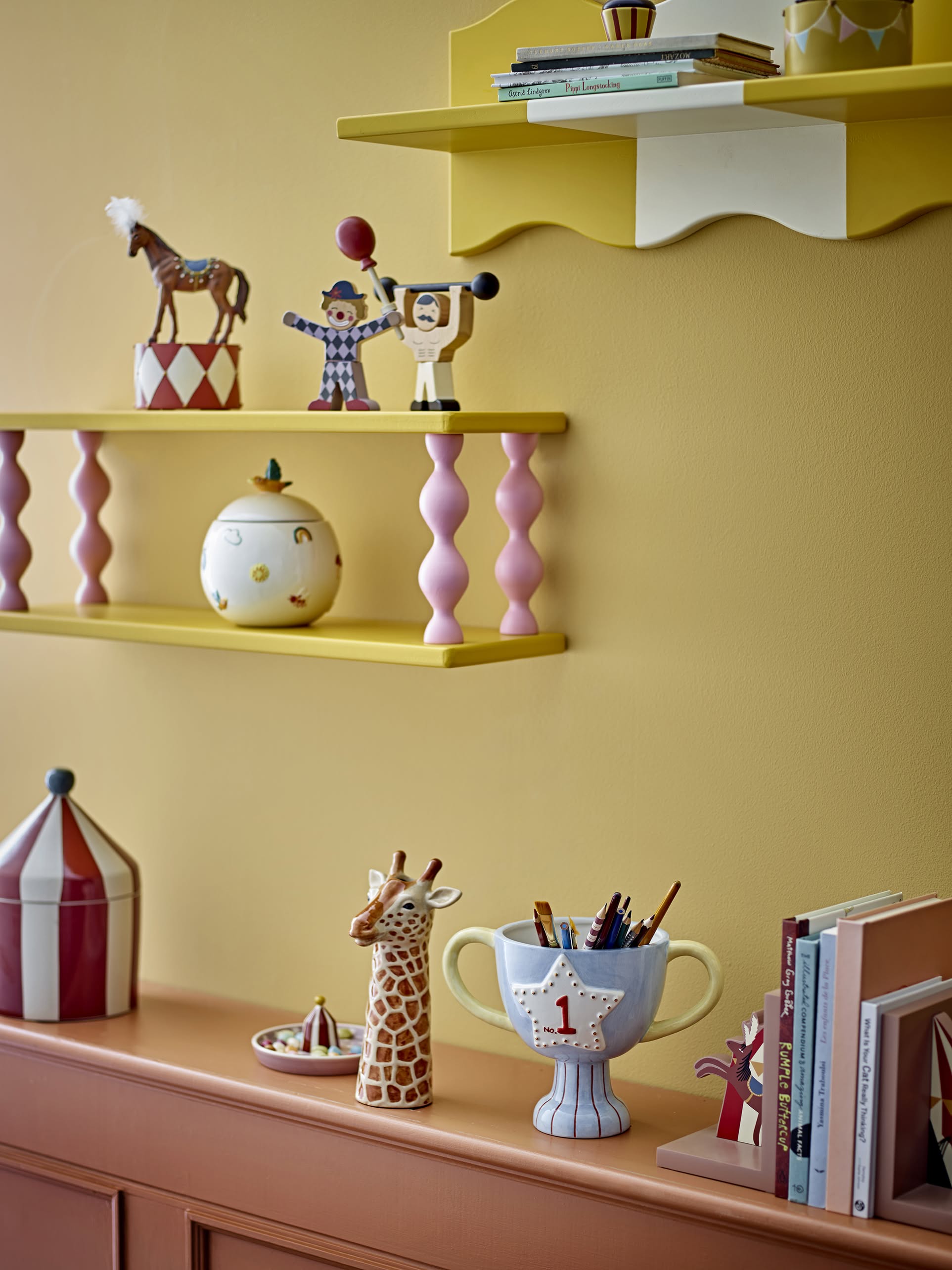 Bloomingville Trophy Flowerpot Multicolour