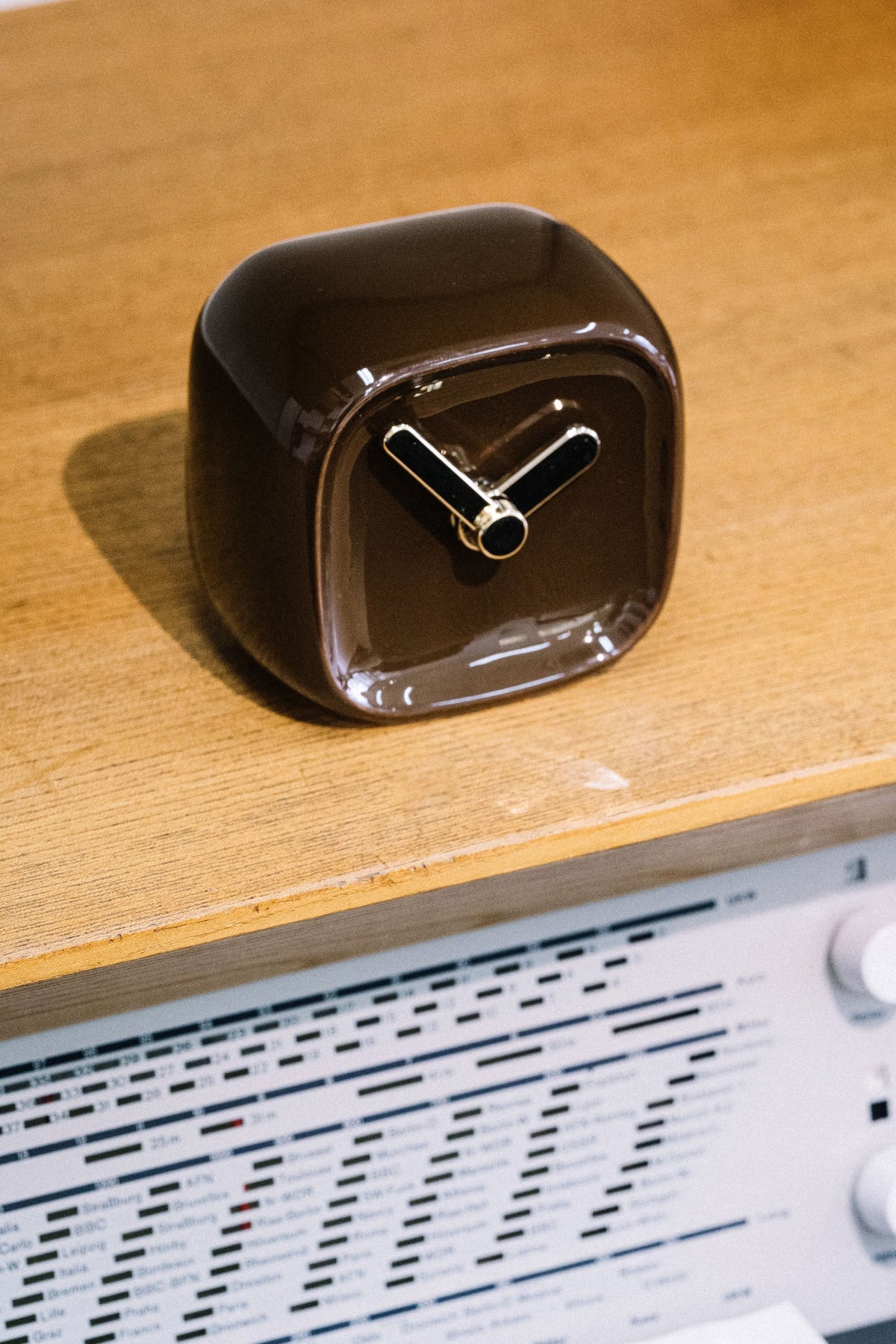 Bmix Studio Ceramic Cube Desk Clock Chocolate