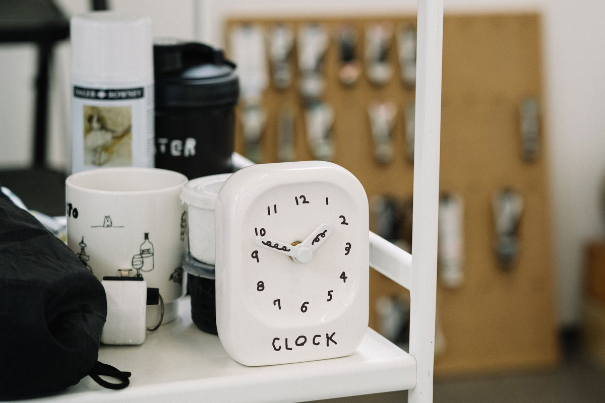 Bmix Studio x INAP Edition Ceramic Desk Clock 02 Black Hands