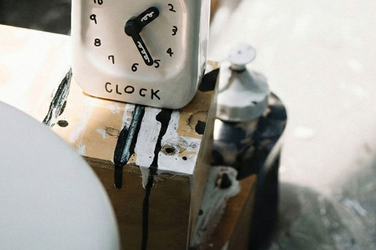 Bmix Studio x INAP Edition Ceramic Desk Clock 02 Black Hands