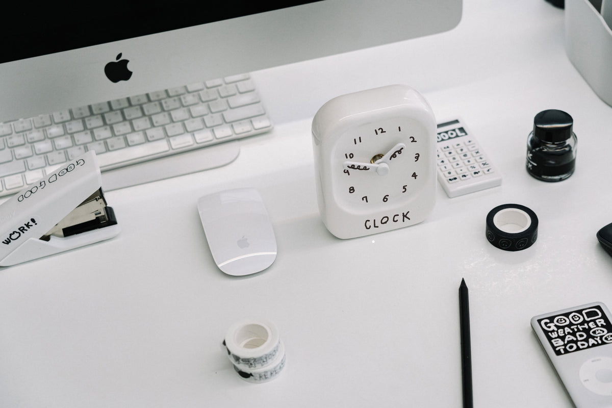 Bmix Studio x INAP Edition Ceramic Desk Clock 02 Black Hands