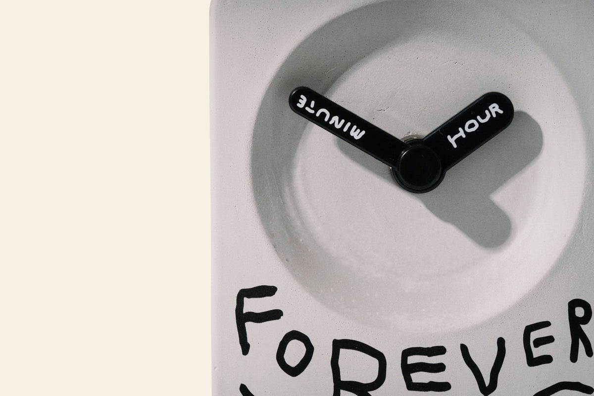 Bmix Studio x INAP Edition Concrete Desk Clock 04 Black Hands
