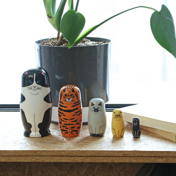 DETAIL Feline 5 Nesting Dolls Multicolour