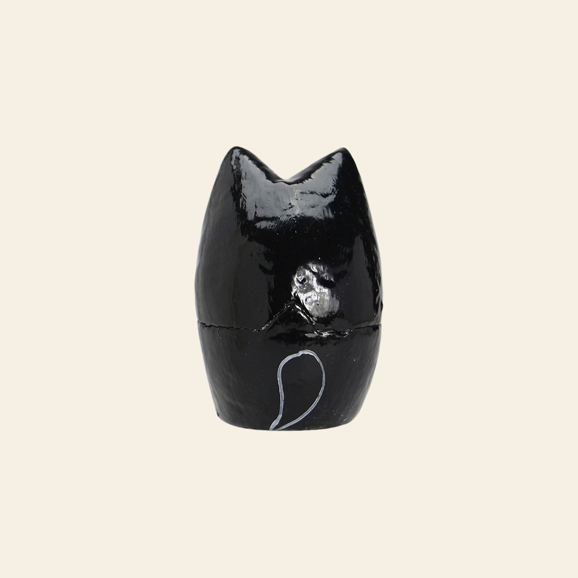 DETAIL Papier Mache Standing Cat Black