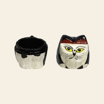 DETAIL Papier Mache Standing Cat Black