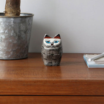 DETAIL Papier Mache Standing Cat Grey