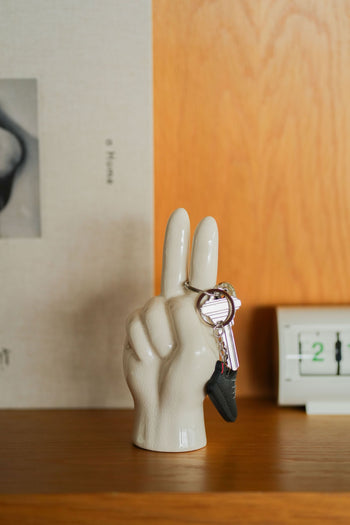 DETAIL Porcelain Hand Peace White