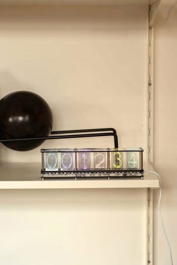 DETAIL RGB Tube Clock Multi
