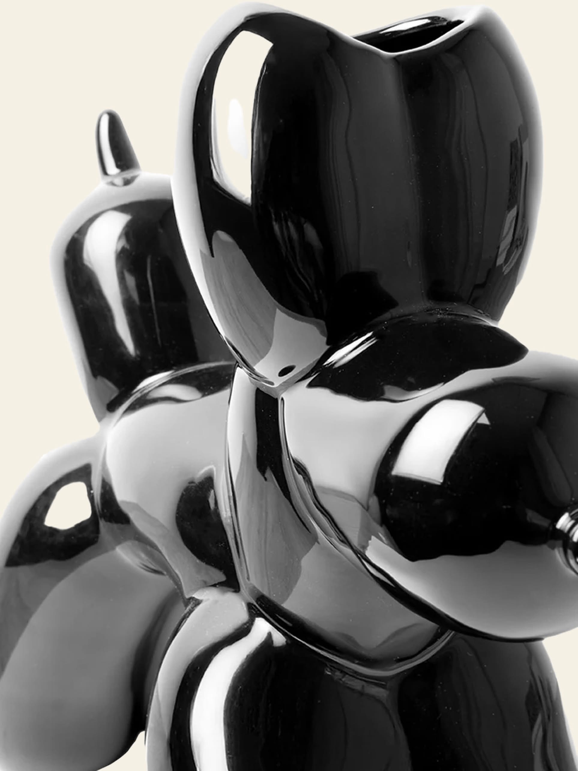 DOIY Bobby Vase Black