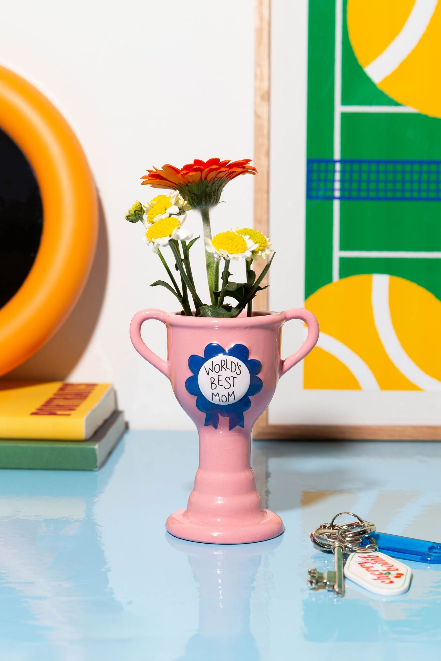 DOIY World's Best Mom Trophy Vase