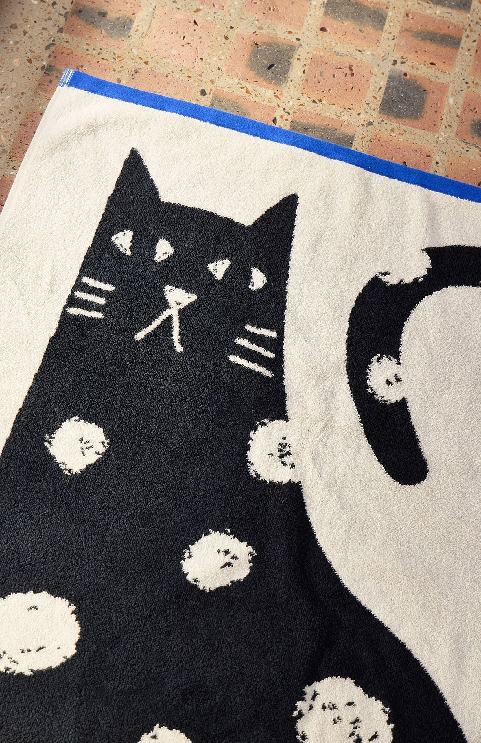 Donna Wilson Lazy Cat Bath Towel