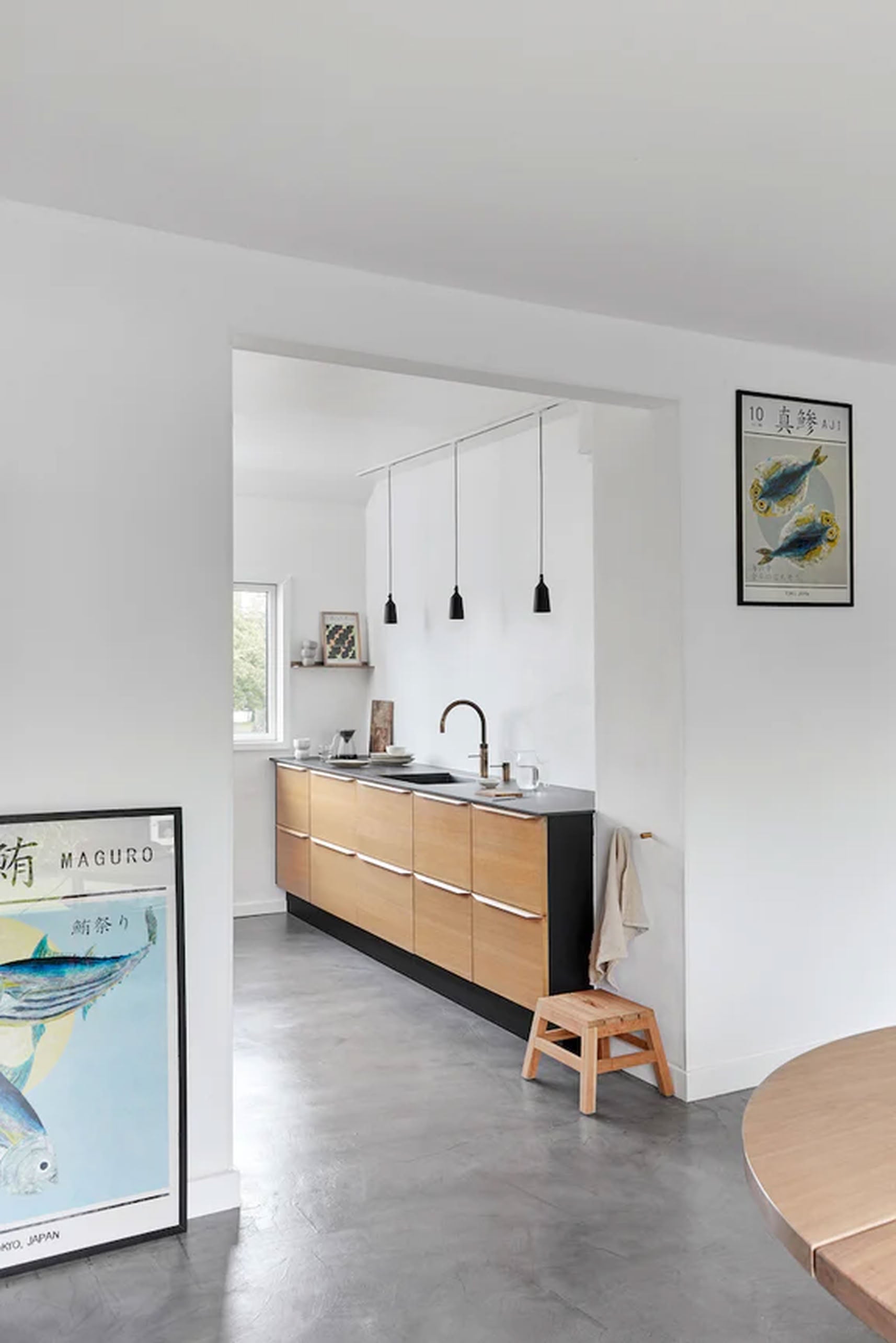 Empty Wall Ayako Kubo MAGURO Poster (30x40)