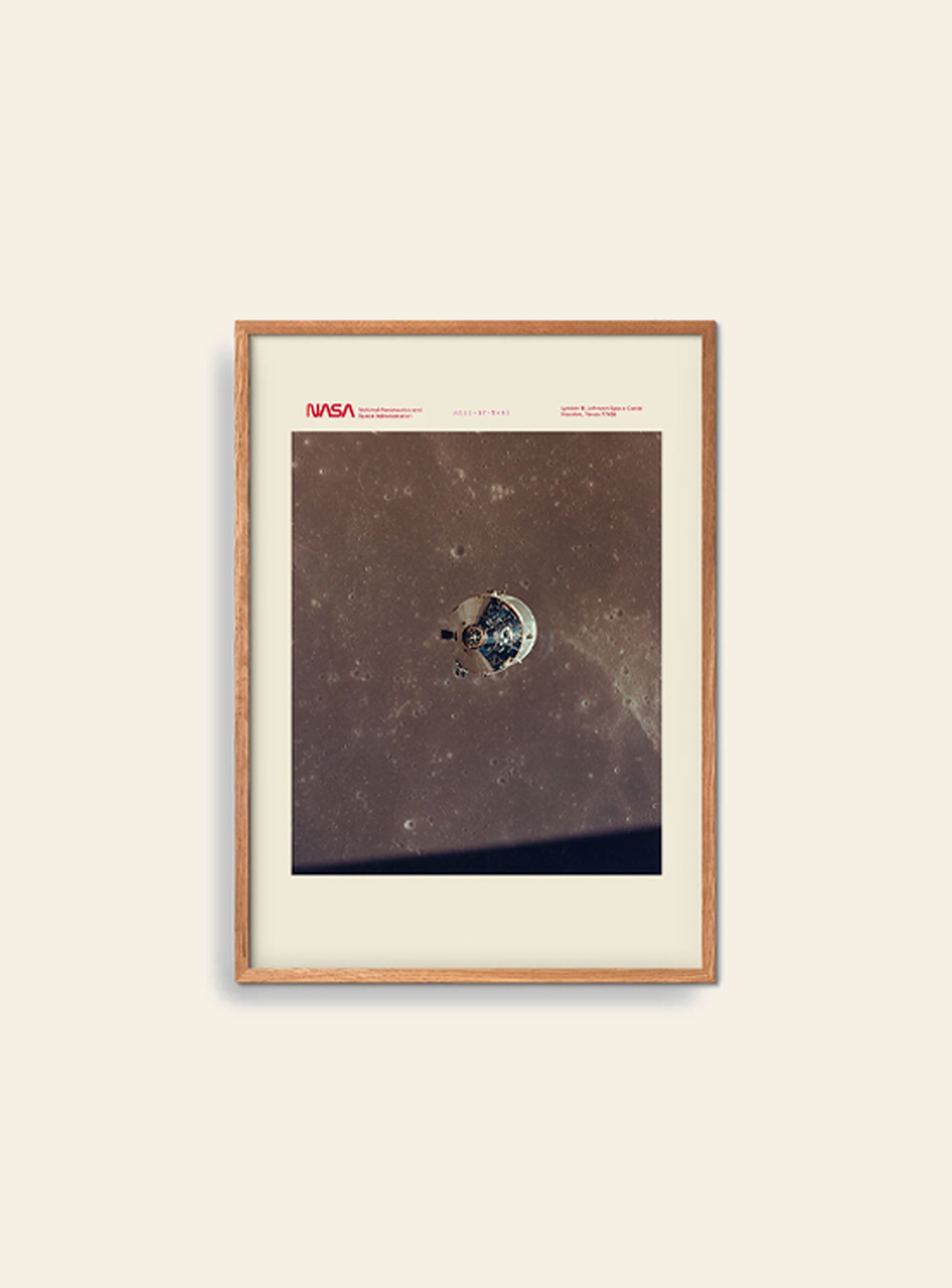 Empty Wall NASA Apollo 11 In Space Poster (30x40)