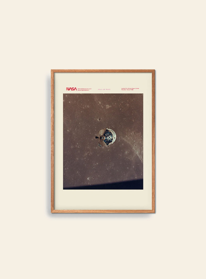 Empty Wall NASA - Apollo 11 In Space Poster (30x40)
