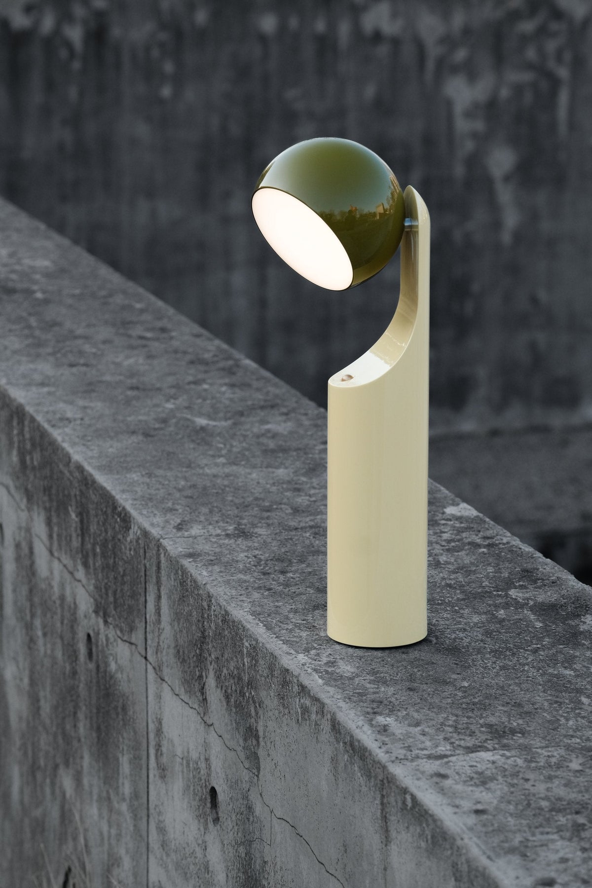 Fine Lumens MONO Portable Reading Lamp Verde Olive/Natural Yellow