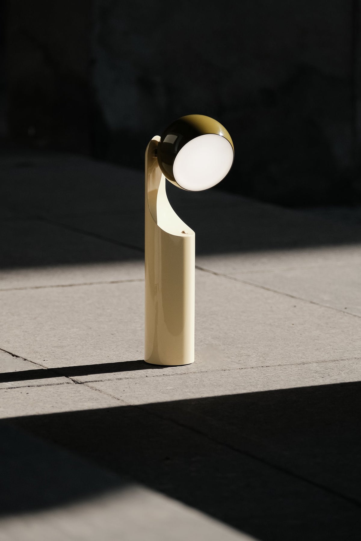 Fine Lumens MONO Portable Reading Lamp Verde Olive/Natural Yellow
