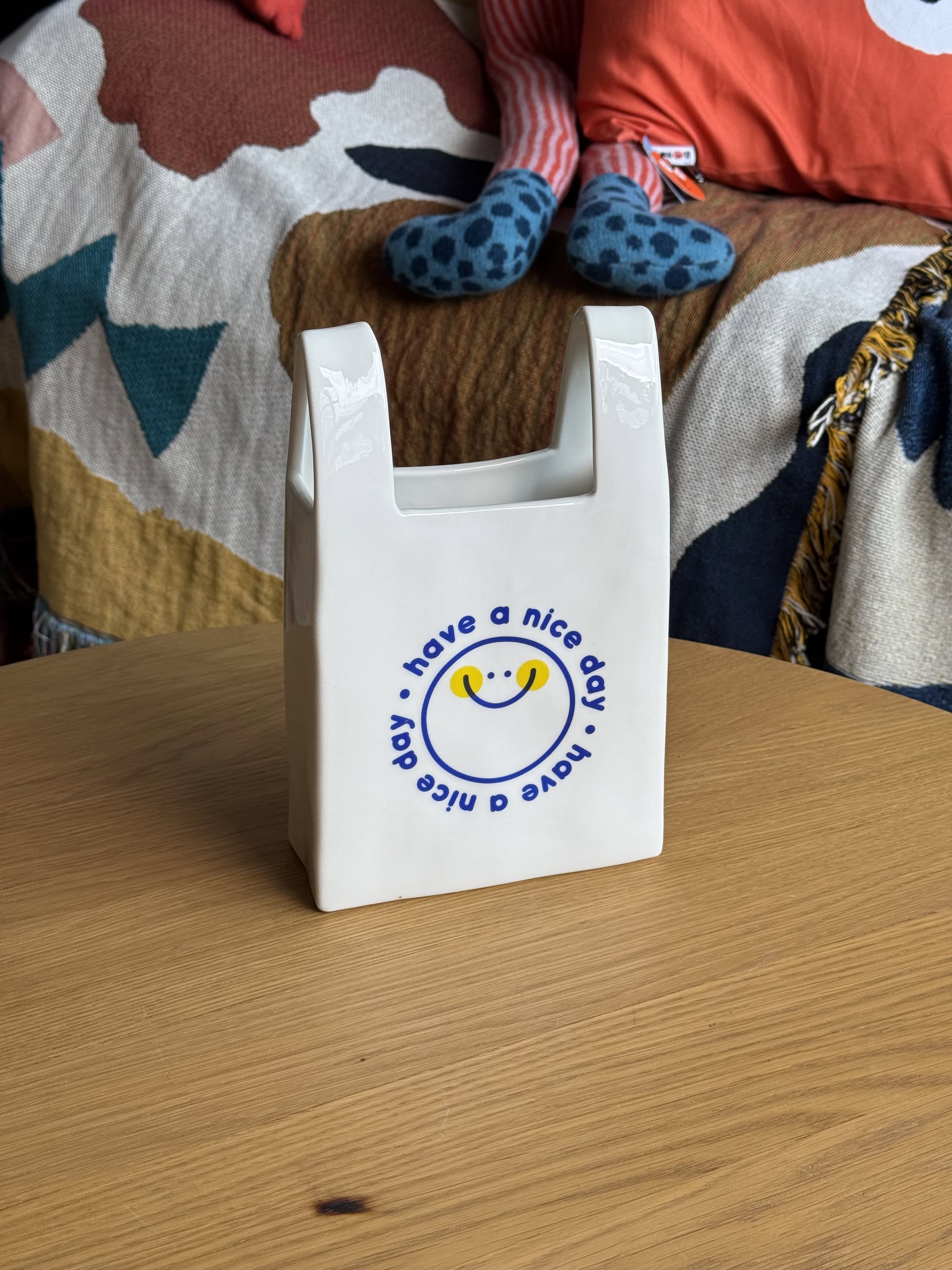 Fluid Market Bag Vase