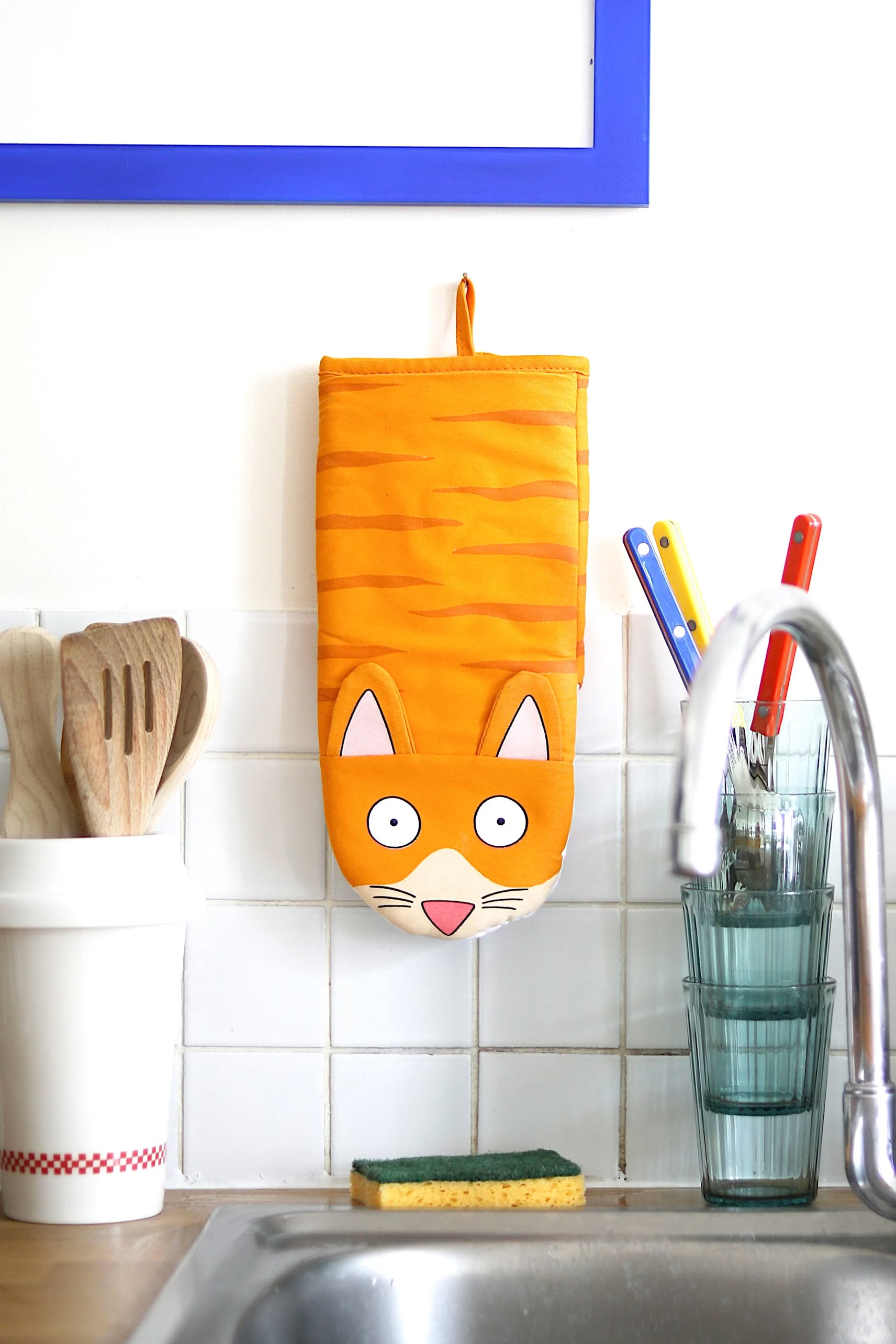 Fluid Market Cat Oven Mitt