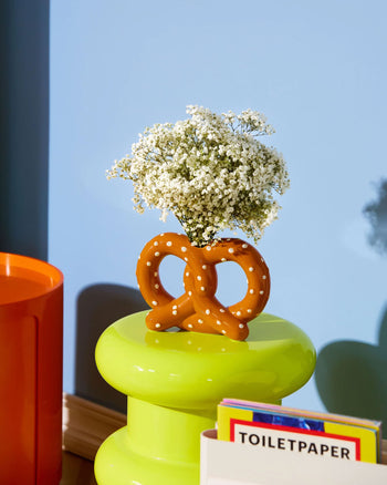 Fluid Market Pretzel Vase