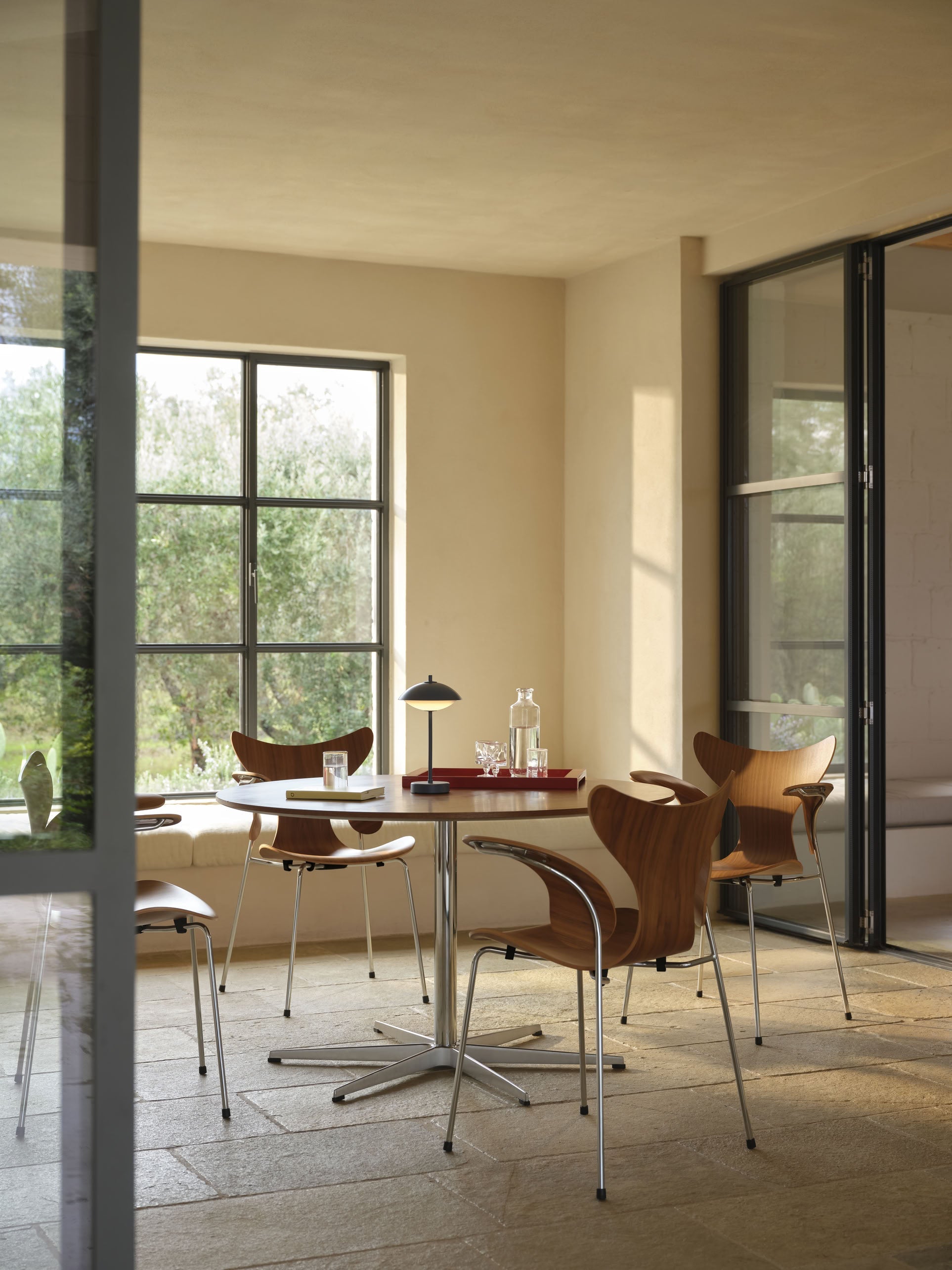 Fritz Hansen Clam Portable Lamp Dusk Blue