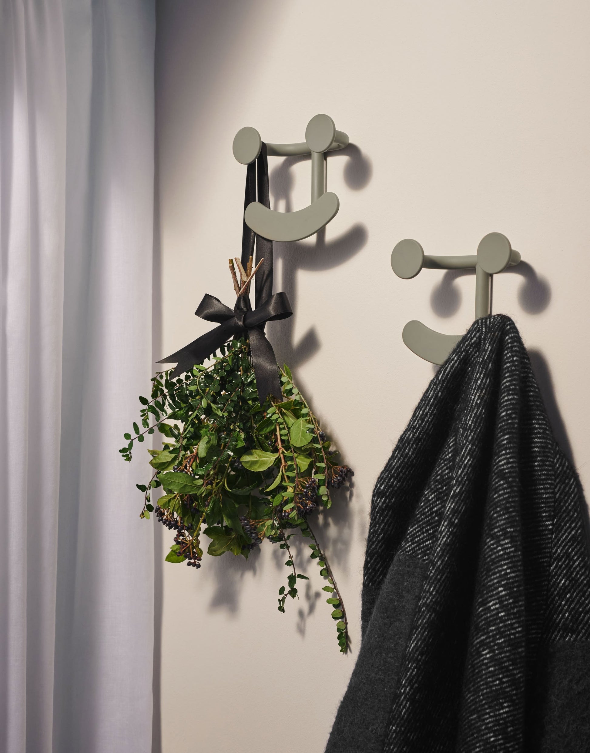 Fritz Hansen Happy Hook Green Grey