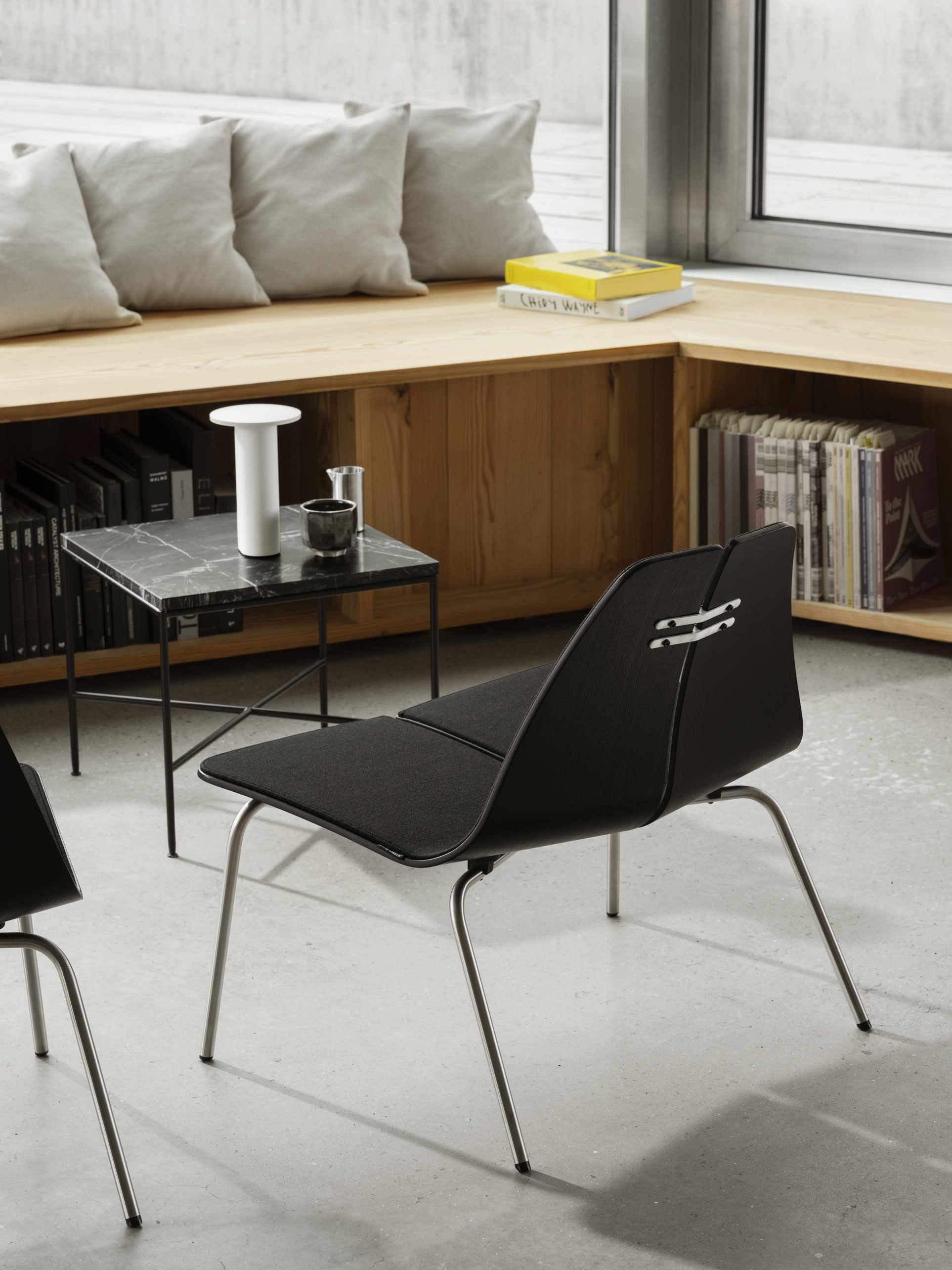 Fritz Hansen Solae Portable Lamp White