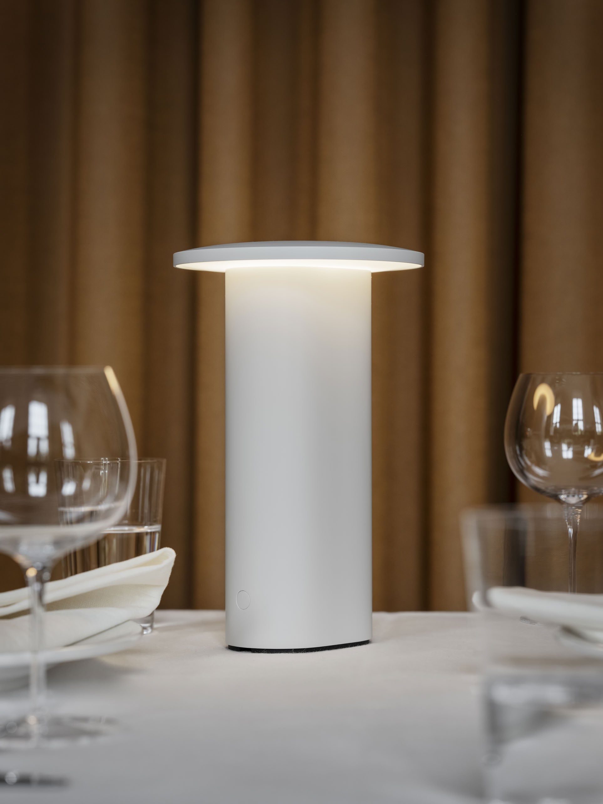 Fritz Hansen Solae Portable Lamp White