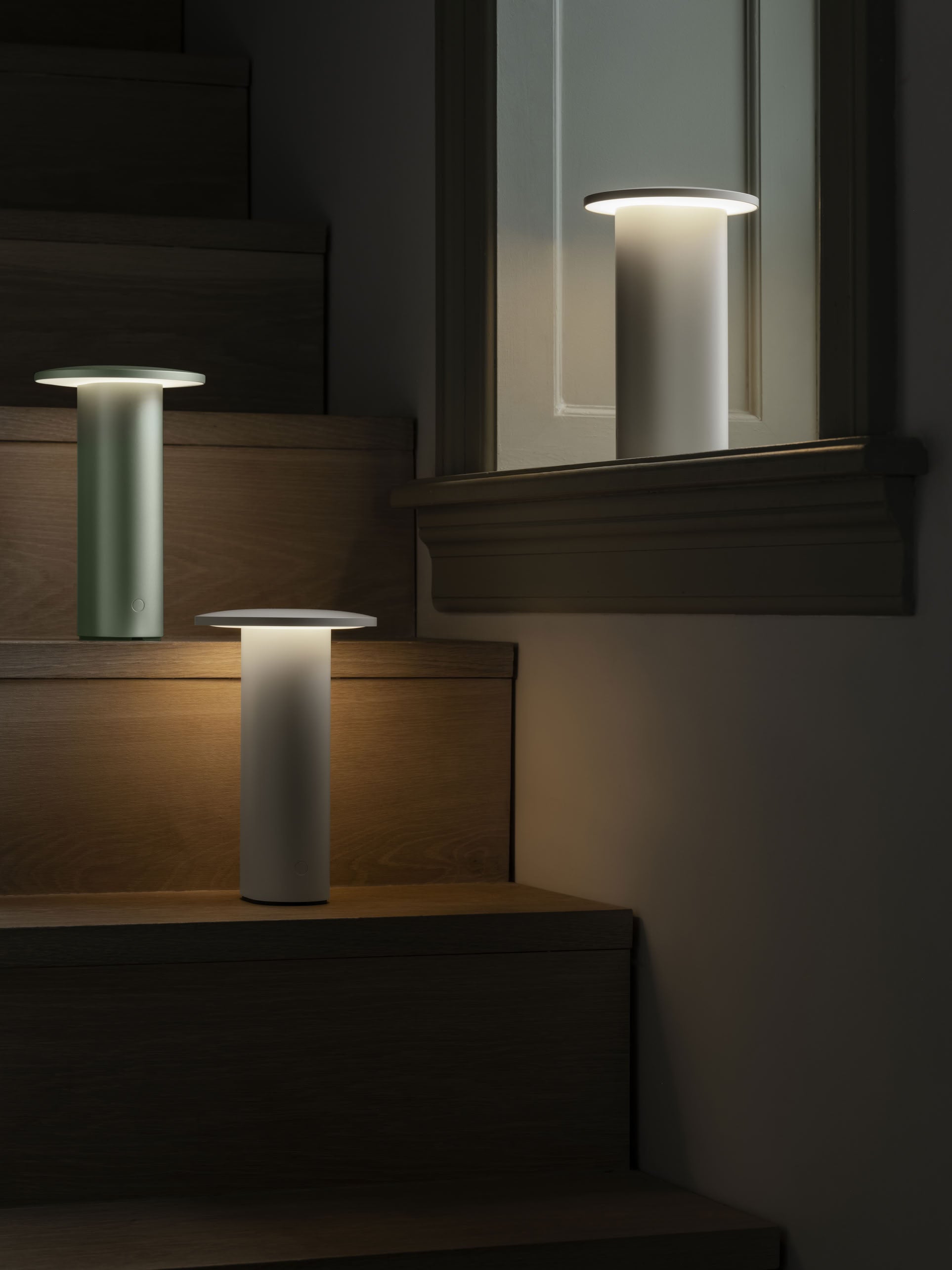 Fritz Hansen Solae Portable Lamp White