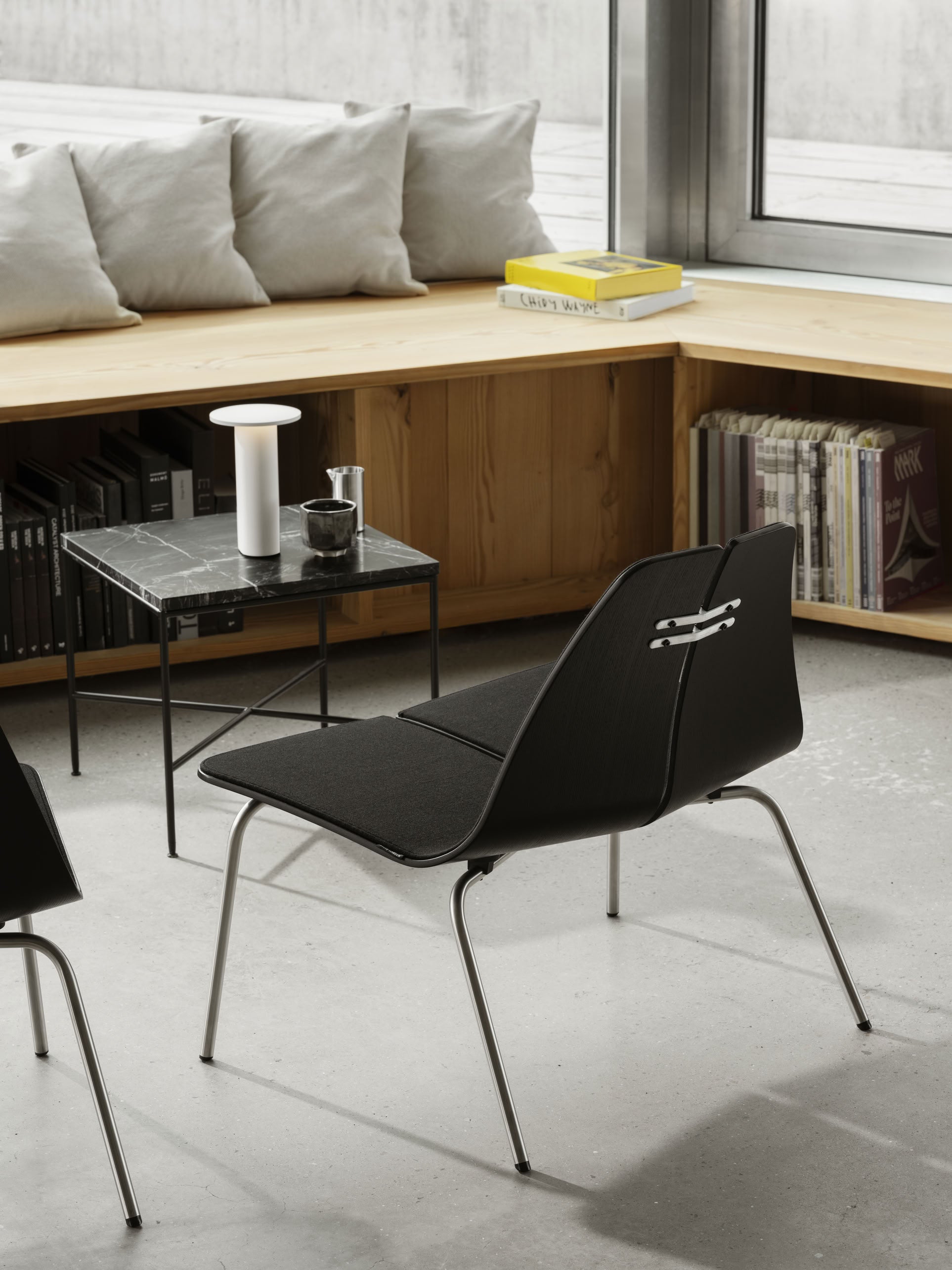 Fritz Hansen Solae Portable Lamp White