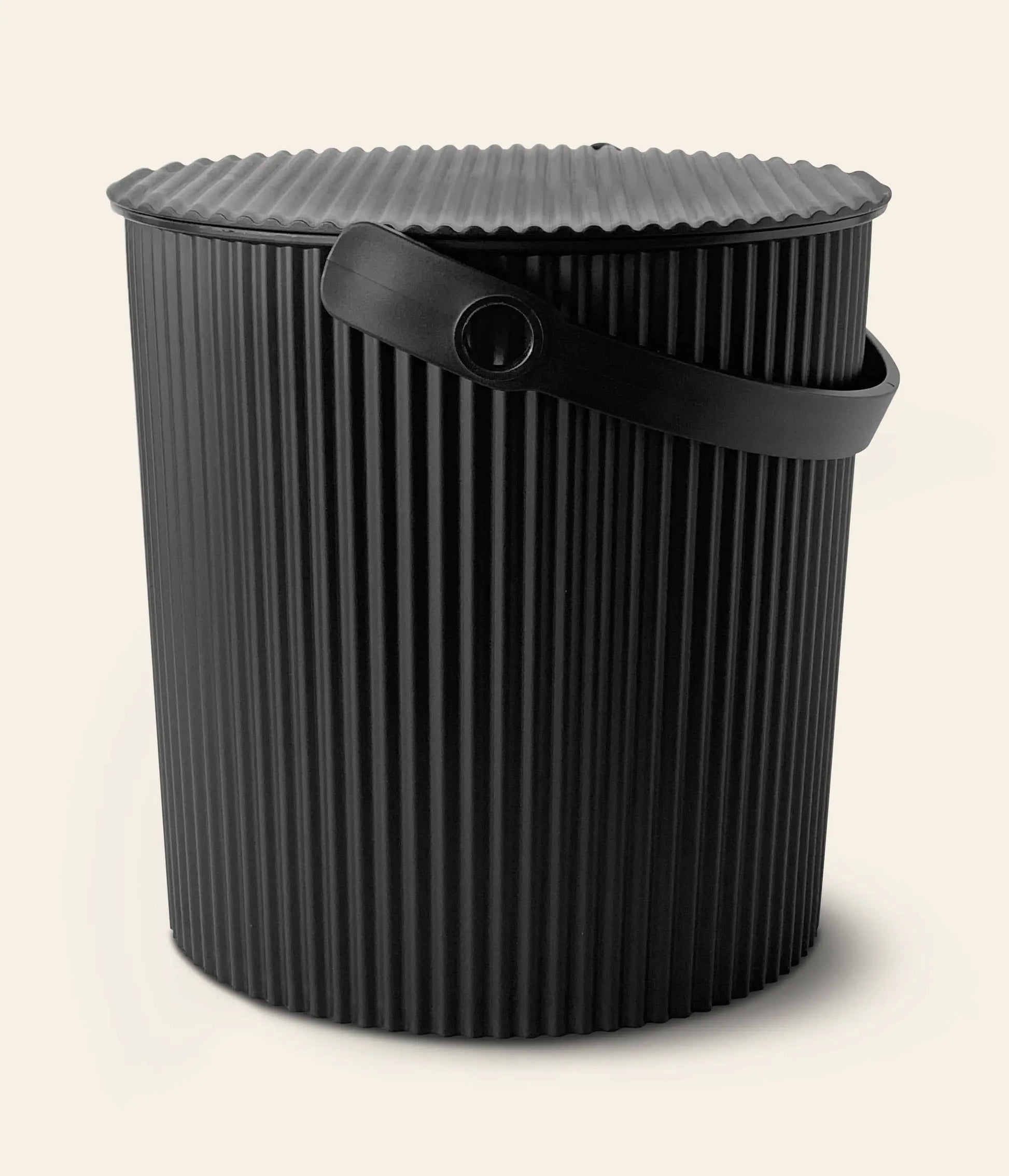 Hachiman Omnioutil Storage Bucket L Black